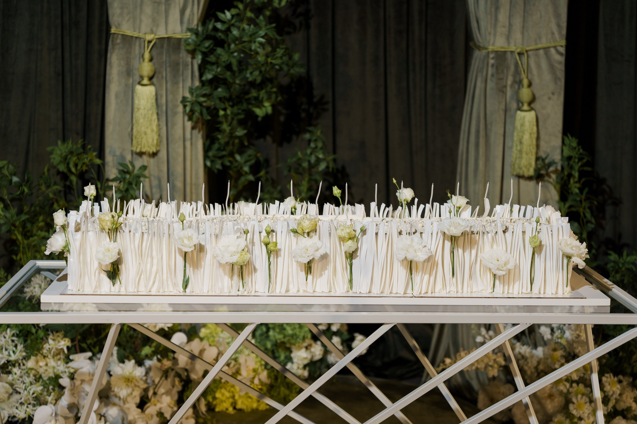 Сватовство в Краснодаре от лучших свадебных фотографов и операторов ТВИНС СТУДИО. ТВИНС СТУДИО — лучшие свадебные фотографы и видеографы в Краснодаре