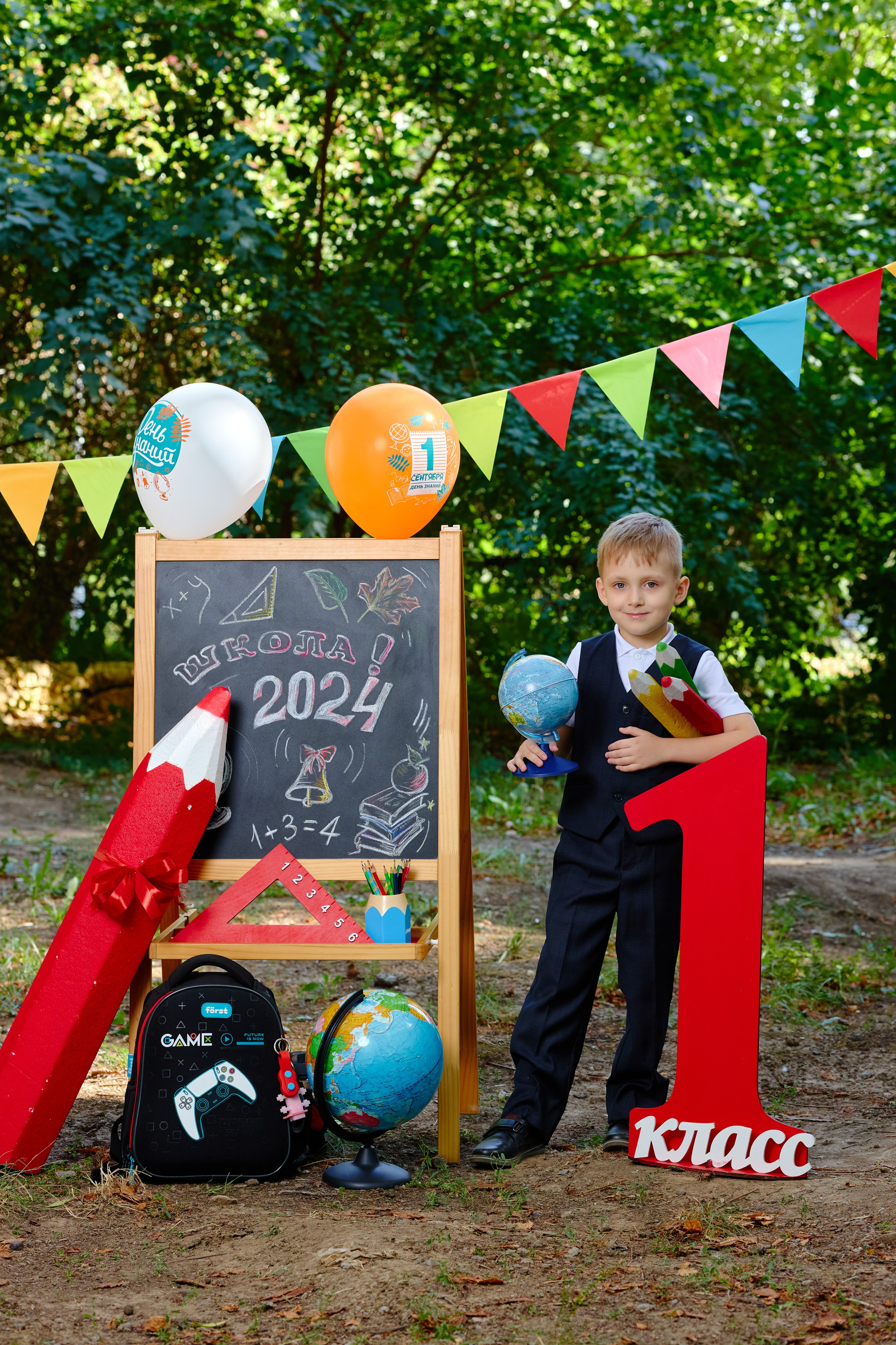 Альбом для 1 класса (персональный). Фотограф Выпускные альбомы Таганрог Сергей Коробченко