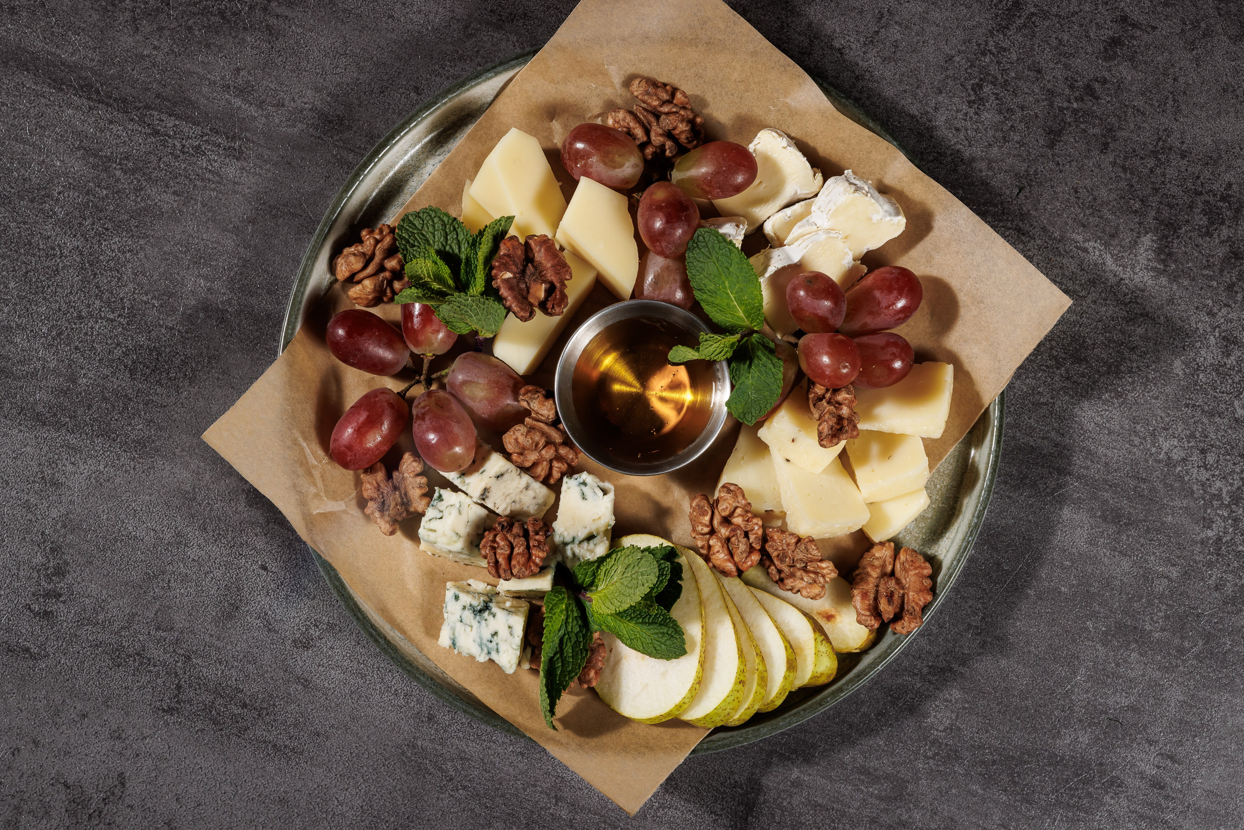 Фуд-фотосъёмка блюд для меню и доставки в Москве — профессиональный фуд-фотограф Дмитрий Медведев. Фуд-фотограф в Москве Дмитрий Медведев. Фуд-фото и контент для ресторанов, кафе и баров