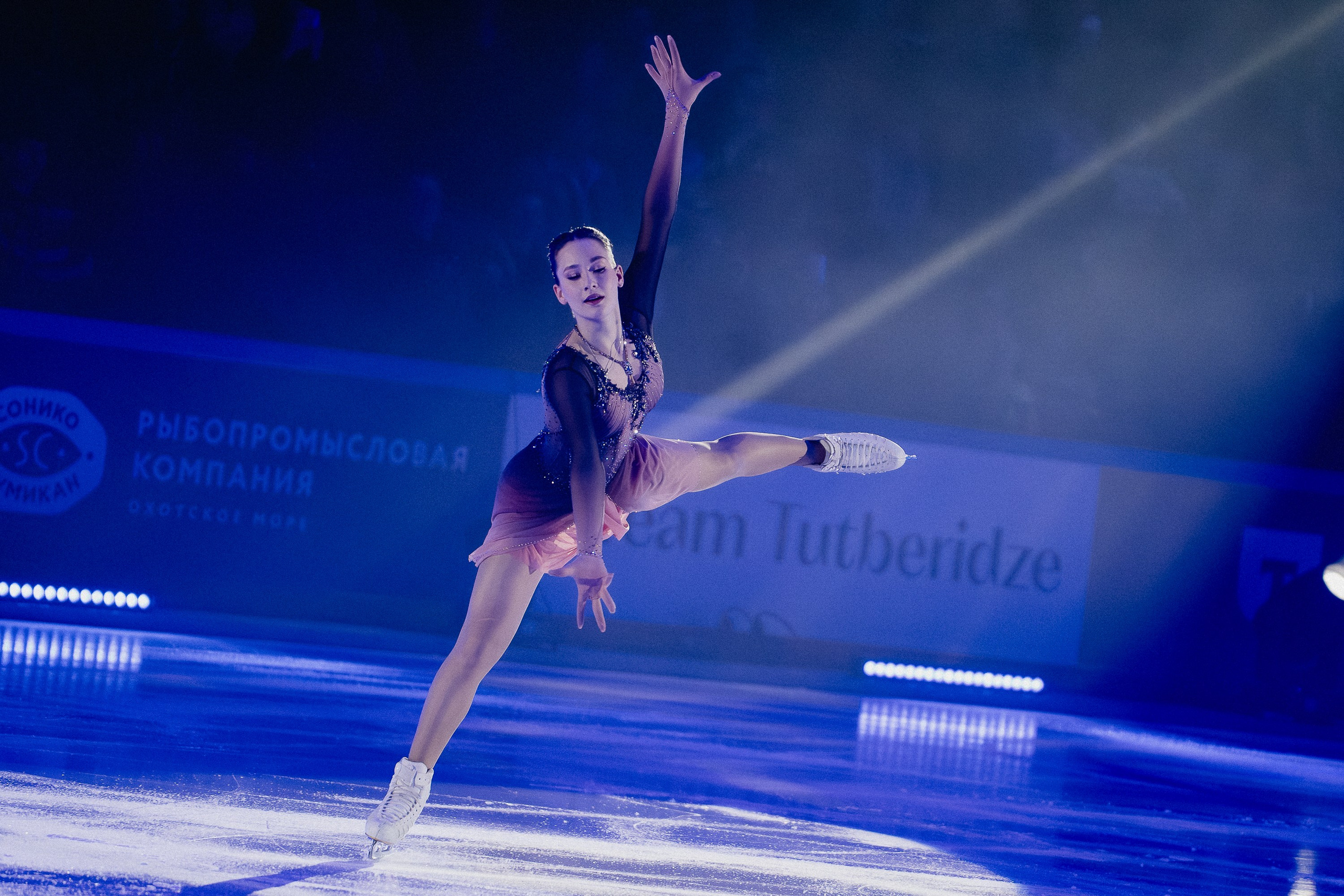 Шоу Этери Тутберидзе в Новосибирске. Воробьева Ксения — Спортивный и танцевальный фотограф Новосибирск