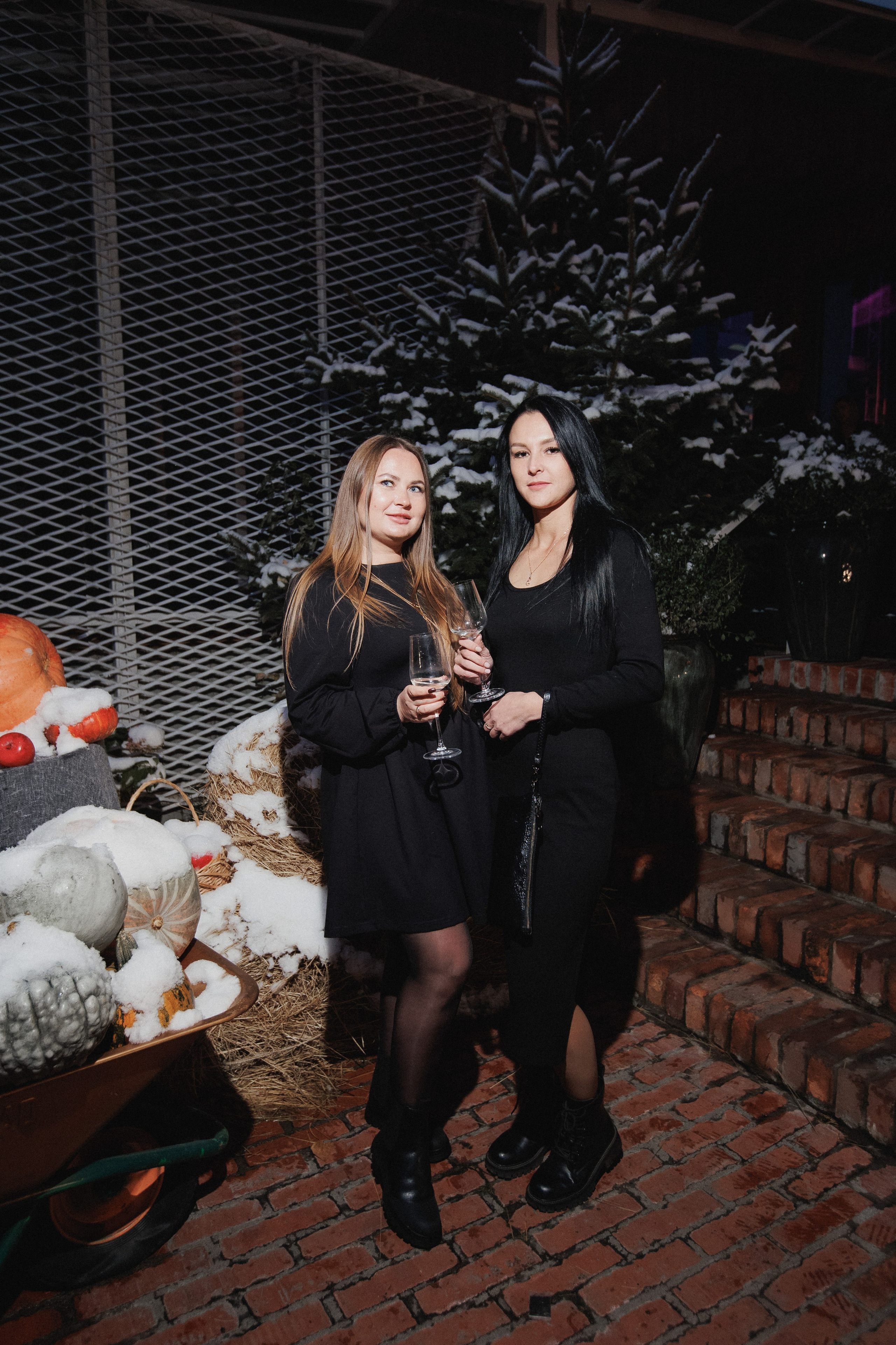 ВИННЫЙ ФЕСТИВАЛЬ. СВОИ. ФОТООТЧЕТЫ-СОБЫТИЯ-МЕСТА