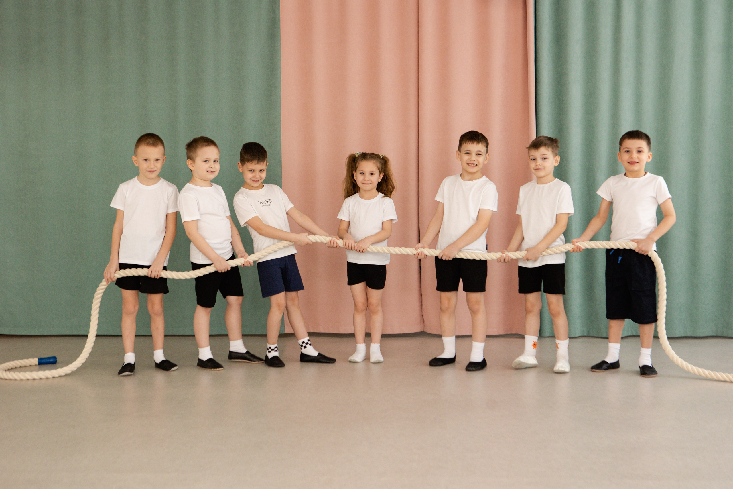 Выпускные альбомы в Красноярске. Студия Колибри