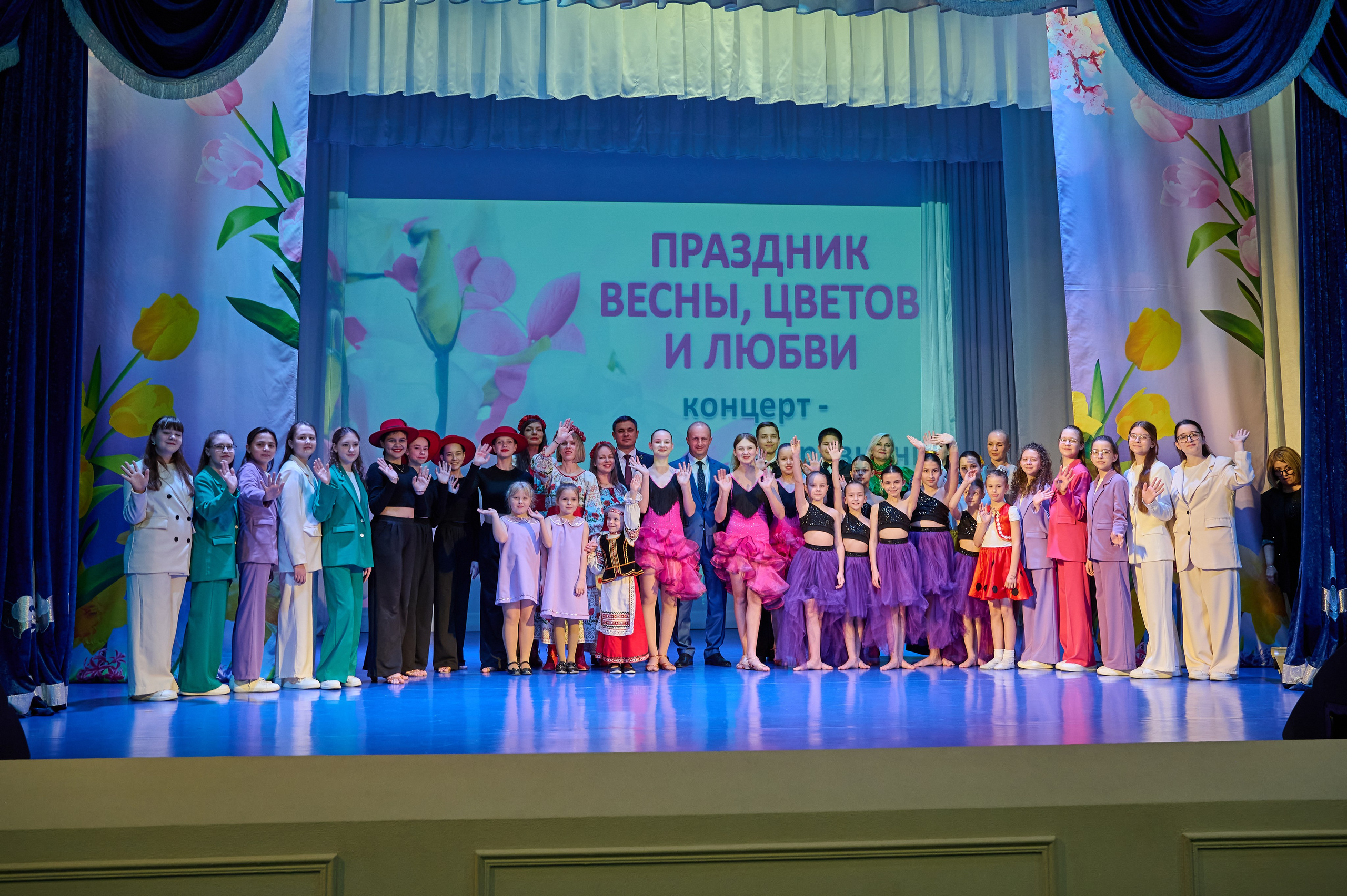 8 марта Марьина роща. Жизнь курорта Кабардинка в фотографиях