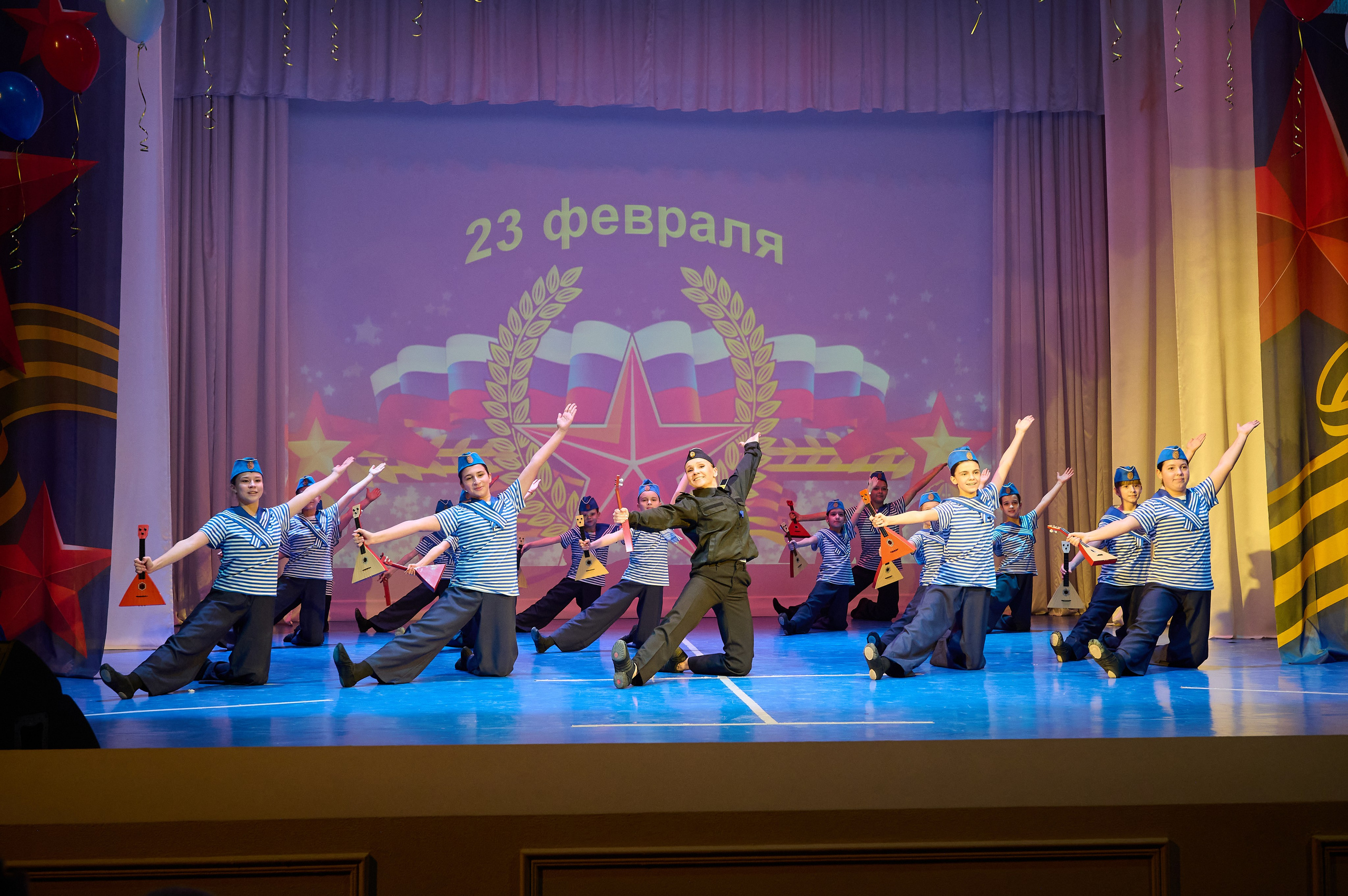 Дк Марьина Роща 23 февраля. Жизнь курорта Кабардинка в фотографиях