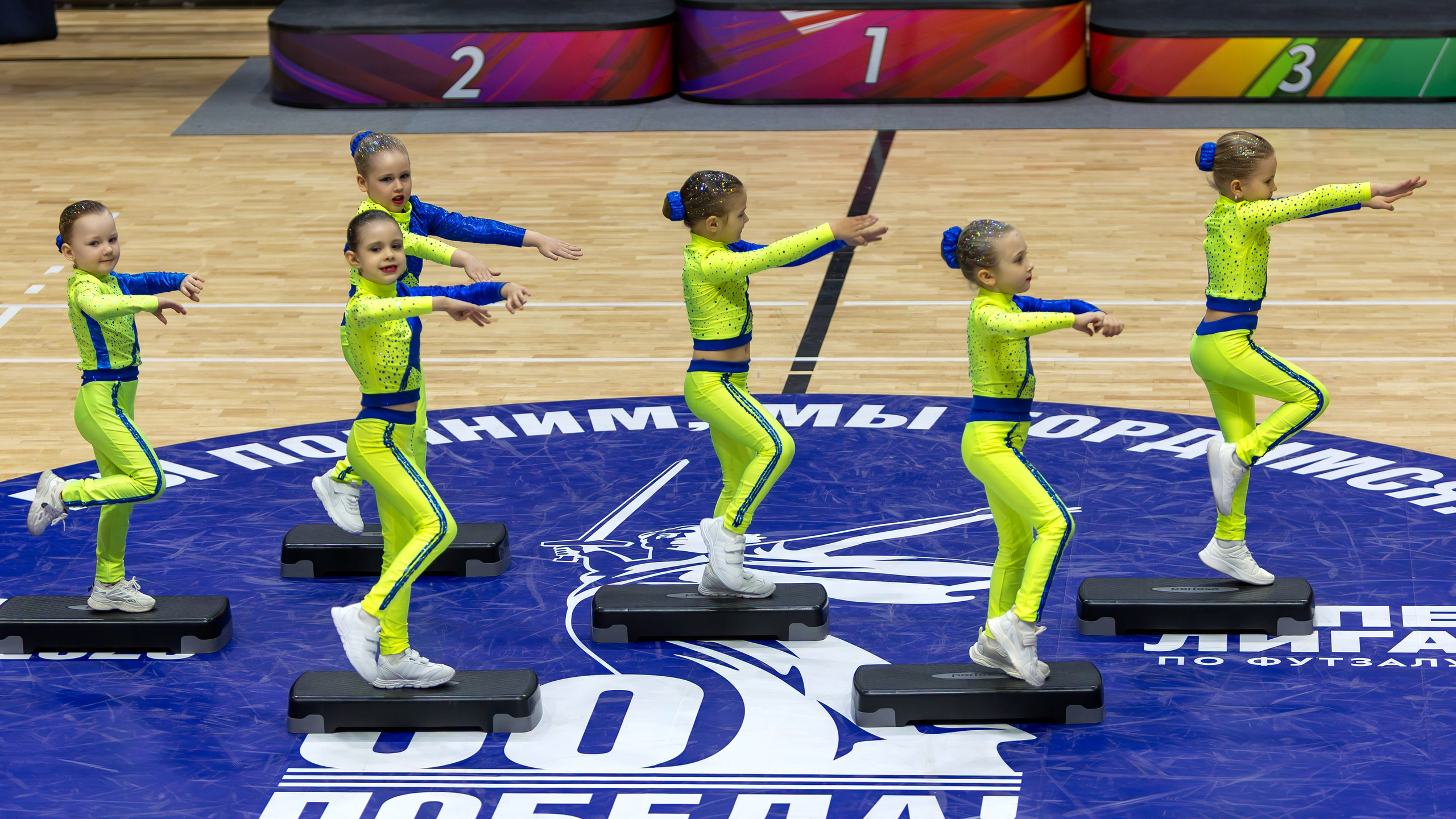 Фестиваль по фитнес-аэробике «Облачко» Младшая группа. Выпускные альбомы и школьный фотограф в Подольске, Троицке, Щербинке, Москве и Московской области