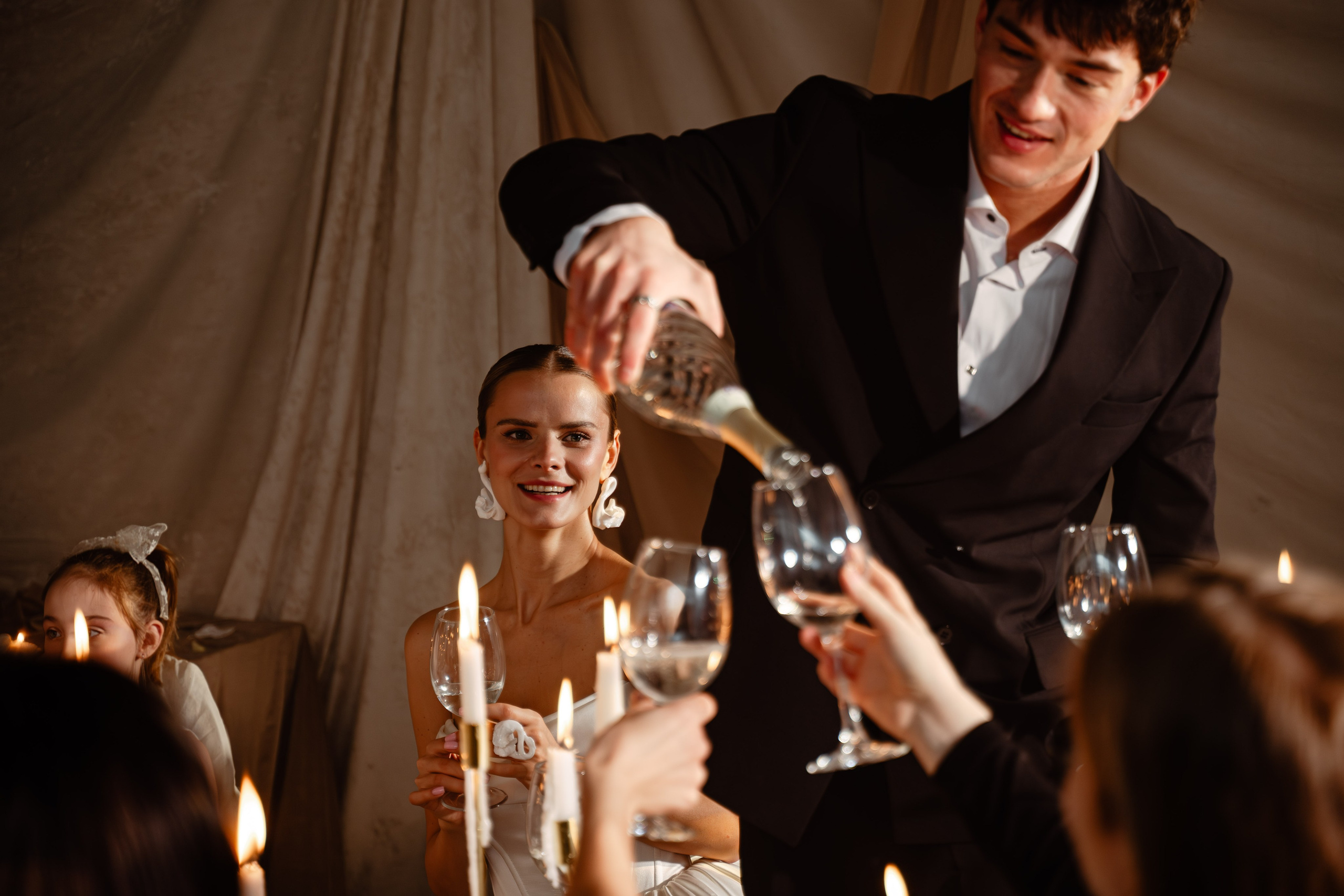 Свадьба в Отеле Марко Поло, Москва | Фотосессия камерного банкета | Алёна Макеева, свадебный фотограф. Свадебный и семейный фотограф в Москве и МО (Фрязино, Королёв, Коломна) Макеева Алёна