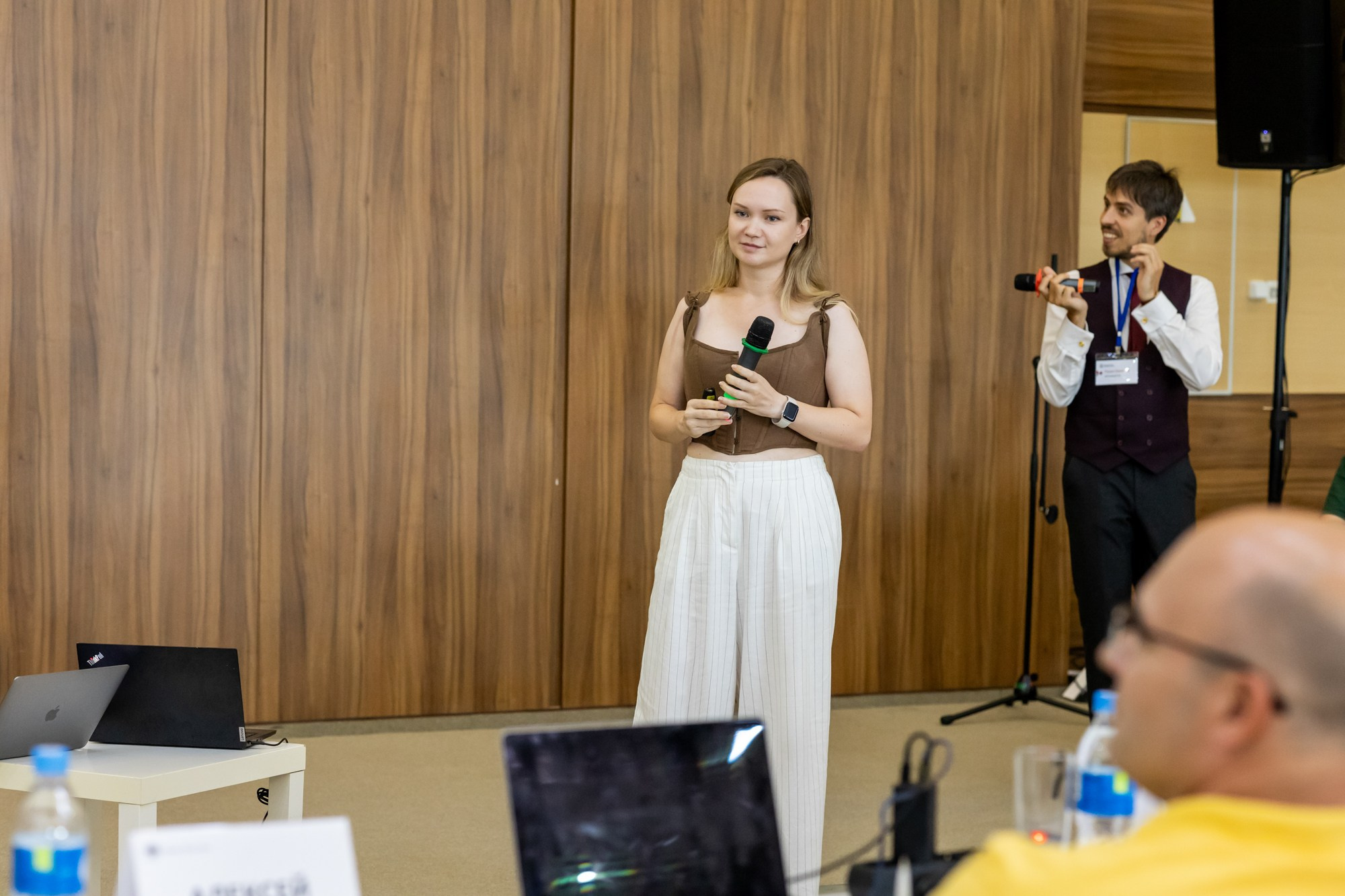 Репортажная фотосъемка во Владивостоке. Портретный, свадебный, репортажный фотограф во Владивостоке Юлиана Джули Фокс