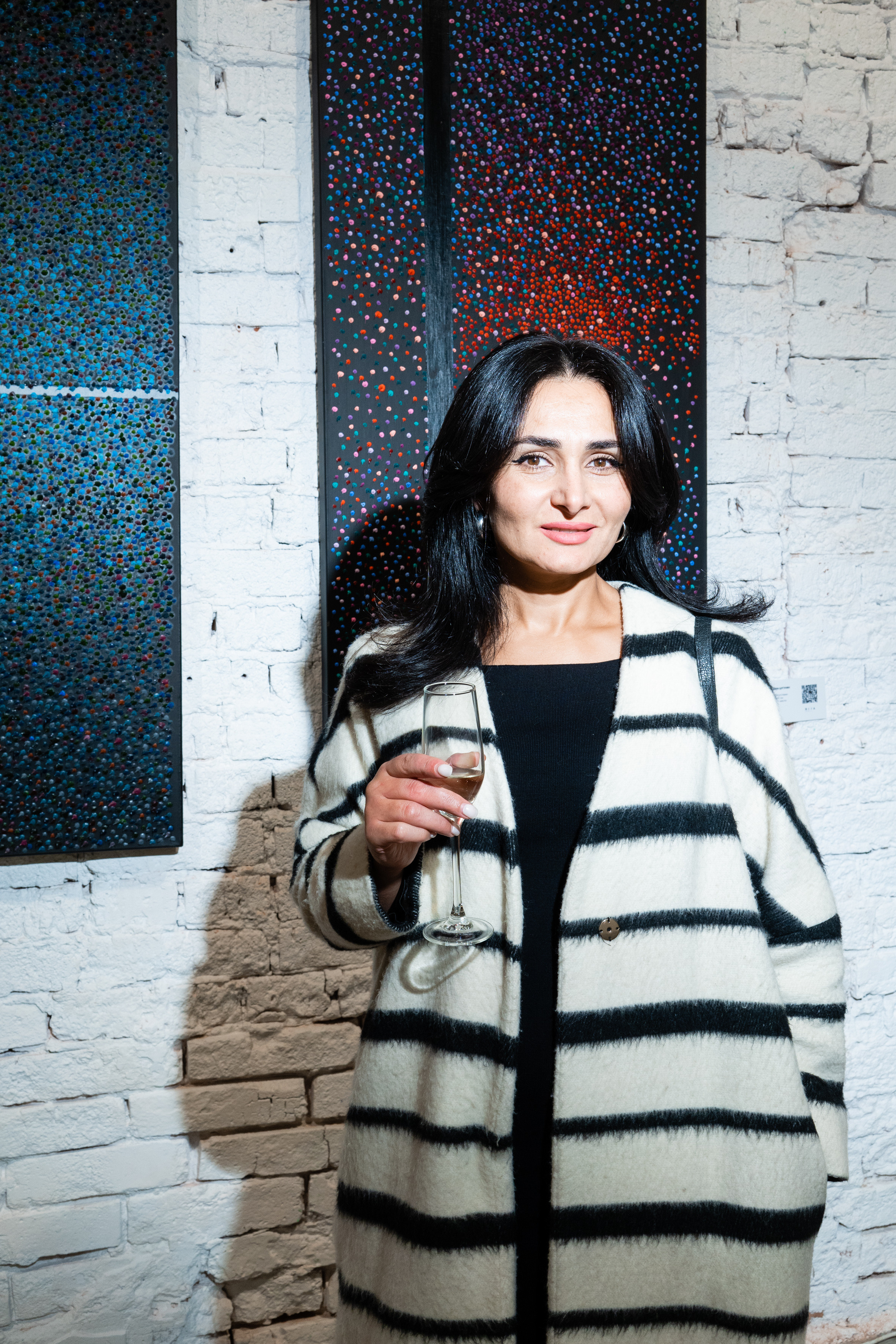 Открытие выставки «Осторожно: хрупкое!» в галерее Riva. Фотограф в Москве Женя Потах