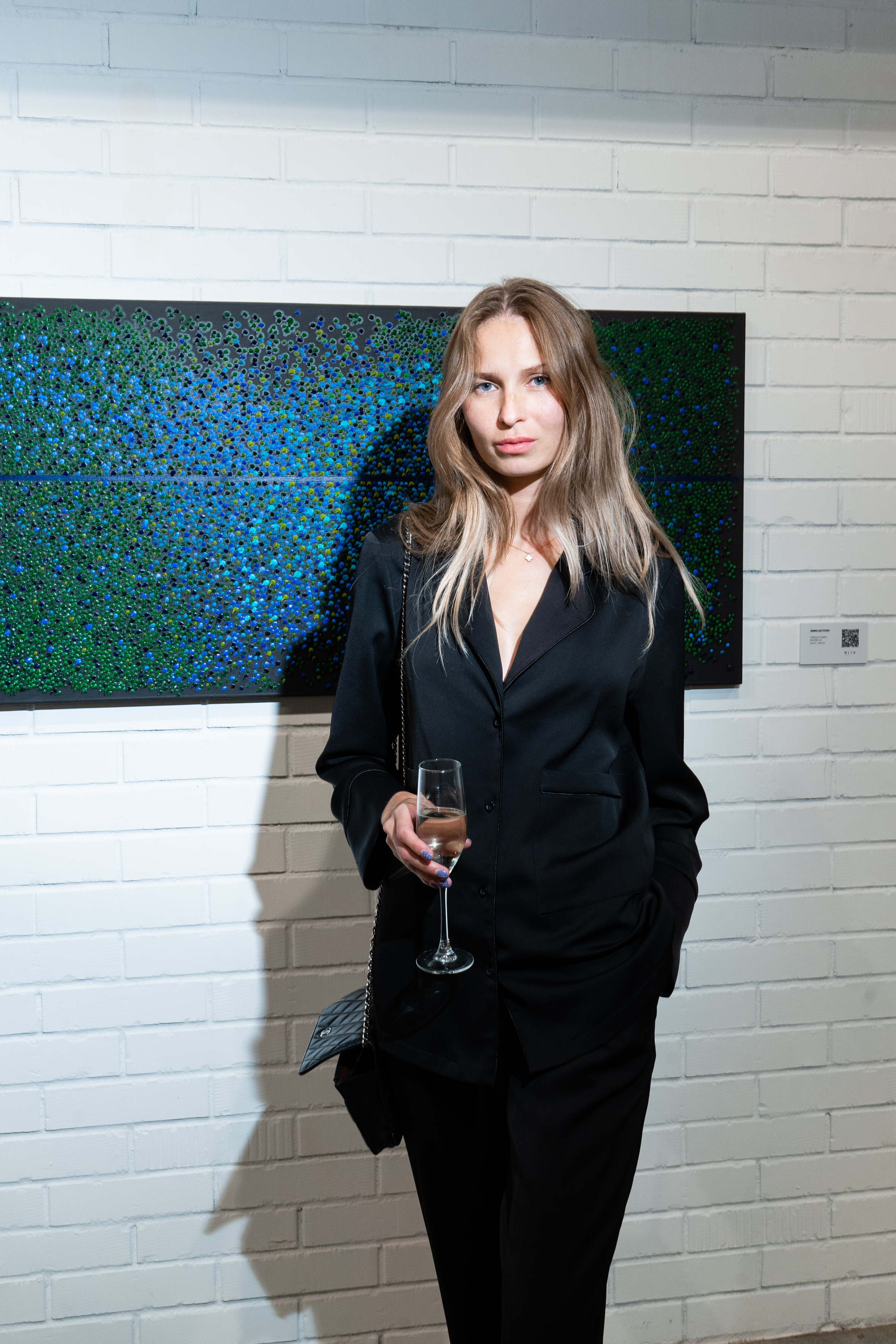 Открытие выставки «Осторожно: хрупкое!» в галерее Riva. Фотограф в Москве Женя Потах