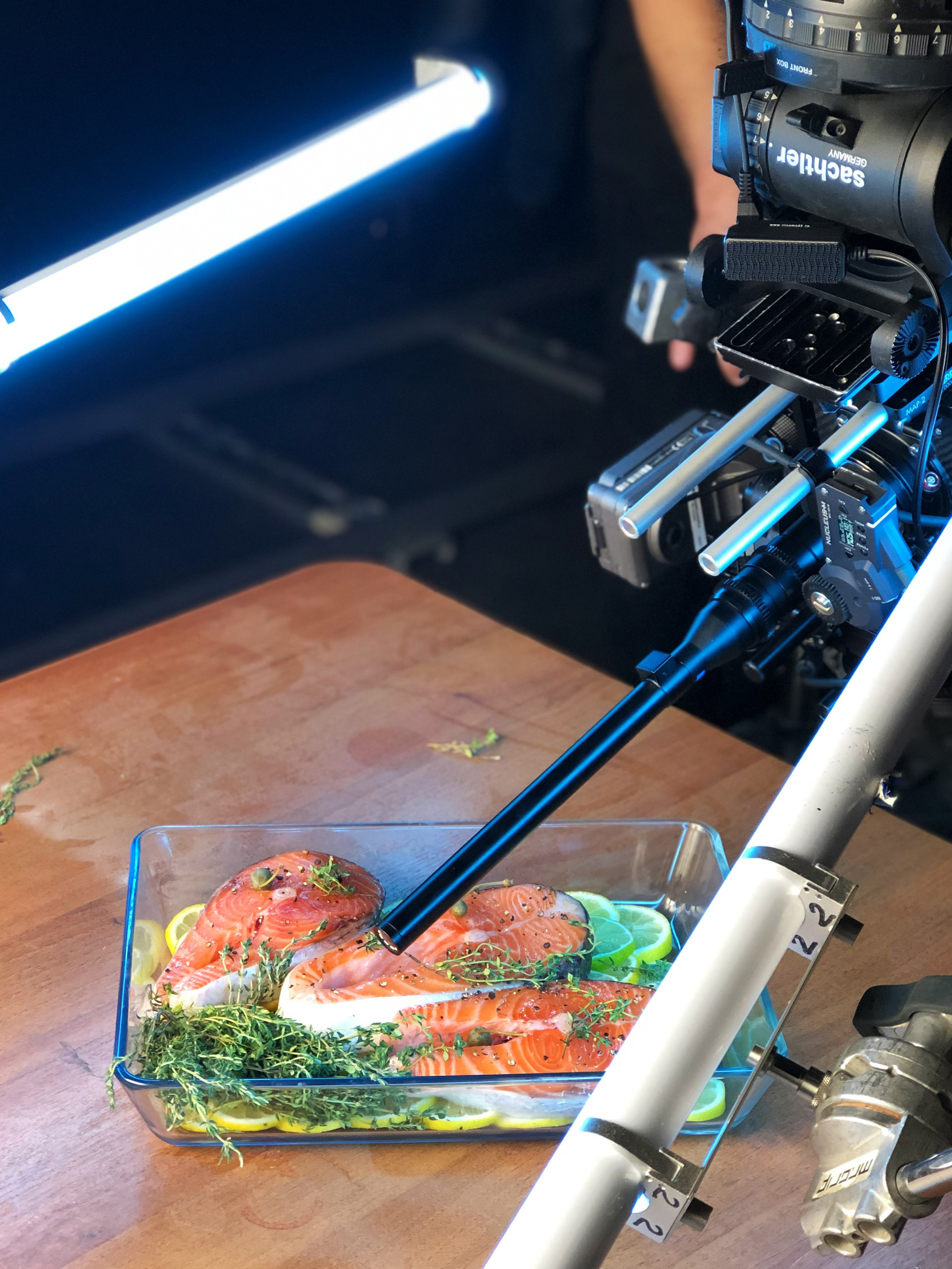 Кейсы, стоимость и backstage. Юлия Космо — фуд-фотограф, предметный стилист, Москва