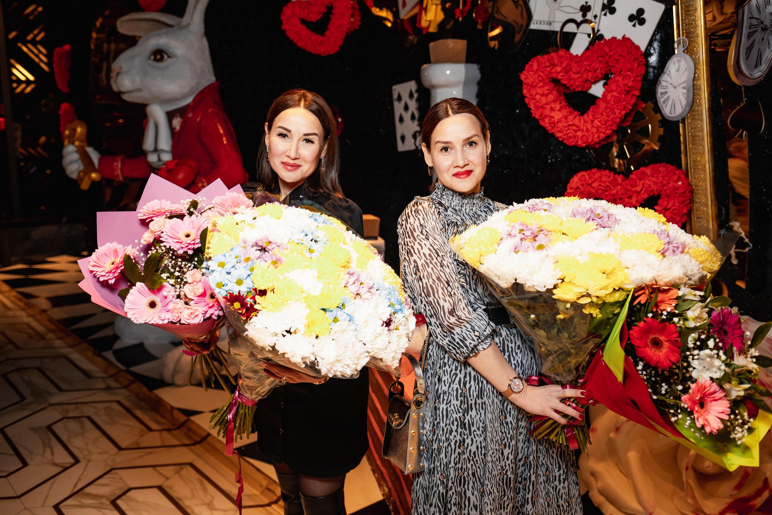 SWEET VALENTINE'S DAY. СВОИ. ФОТООТЧЕТЫ-СОБЫТИЯ-МЕСТА