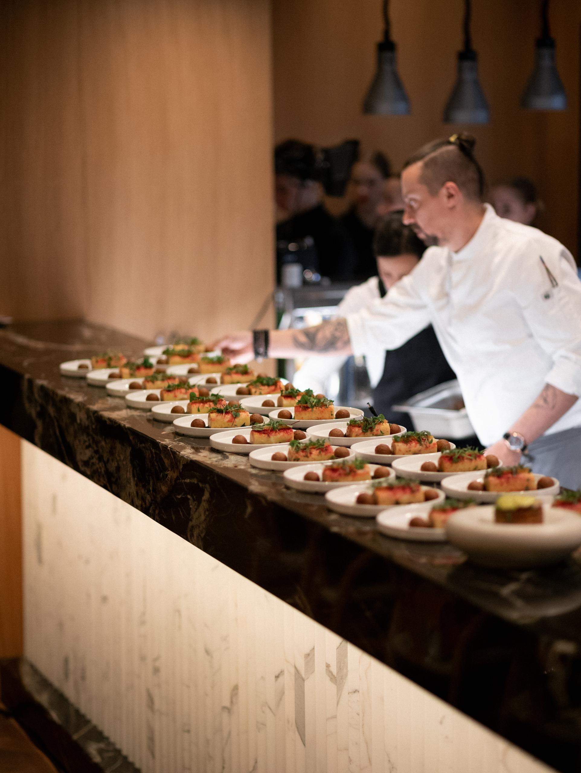 ИММЕРСИВНЫЙ ГАСТРО-УЖИН. СВОИ. ФОТООТЧЕТЫ-СОБЫТИЯ-МЕСТА