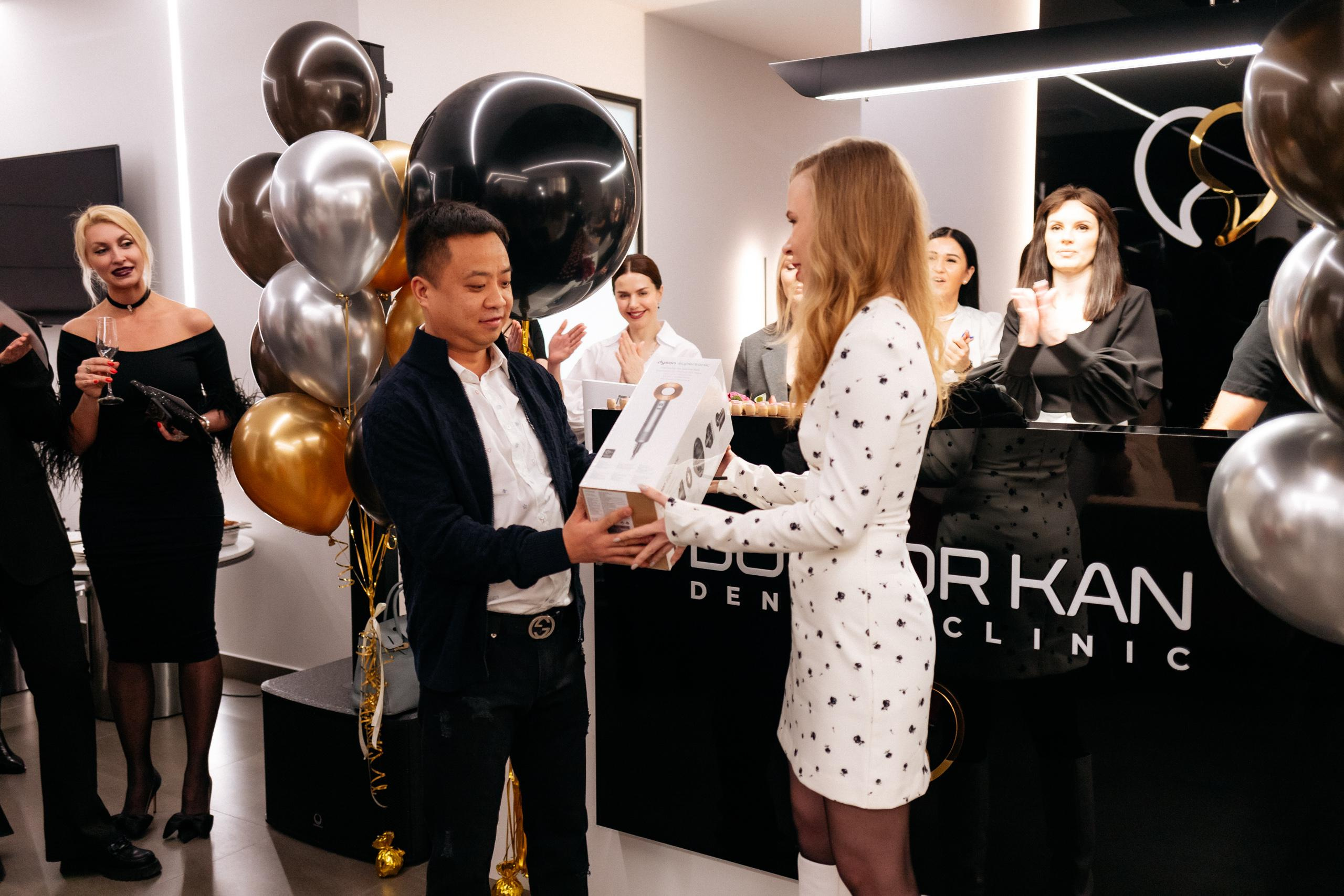 Официальное открытие стоматологической клиники Doctor Kan. СВОИ. ФОТООТЧЕТЫ-СОБЫТИЯ-МЕСТА