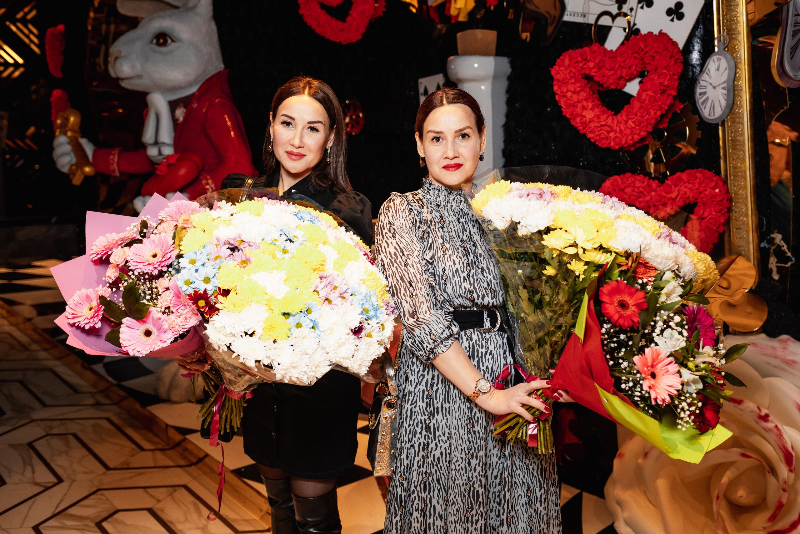 SWEET VALENTINE'S DAY. СВОИ. ФОТООТЧЕТЫ-СОБЫТИЯ-МЕСТА