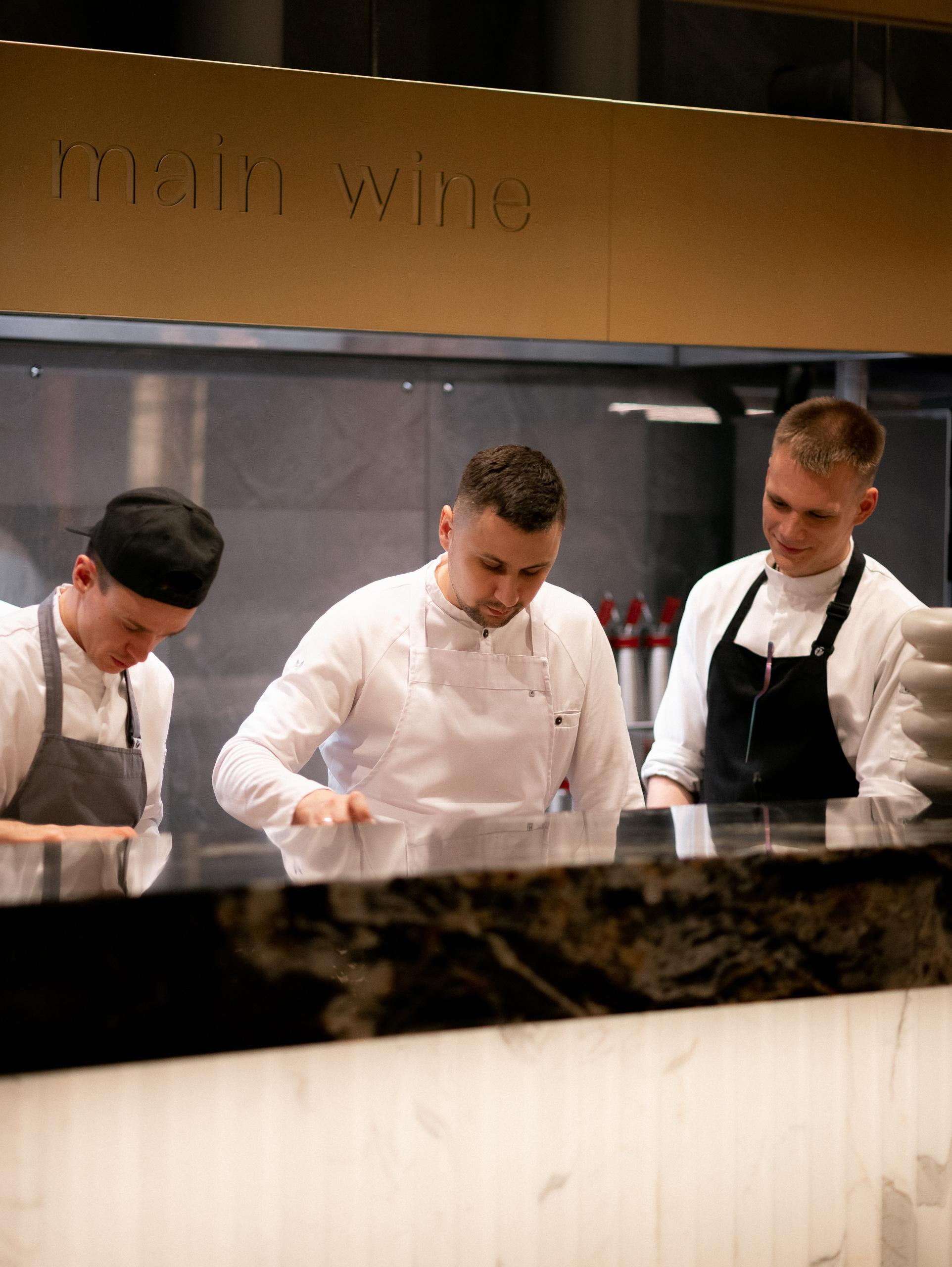 ИММЕРСИВНЫЙ ГАСТРО-УЖИН. СВОИ. ФОТООТЧЕТЫ-СОБЫТИЯ-МЕСТА