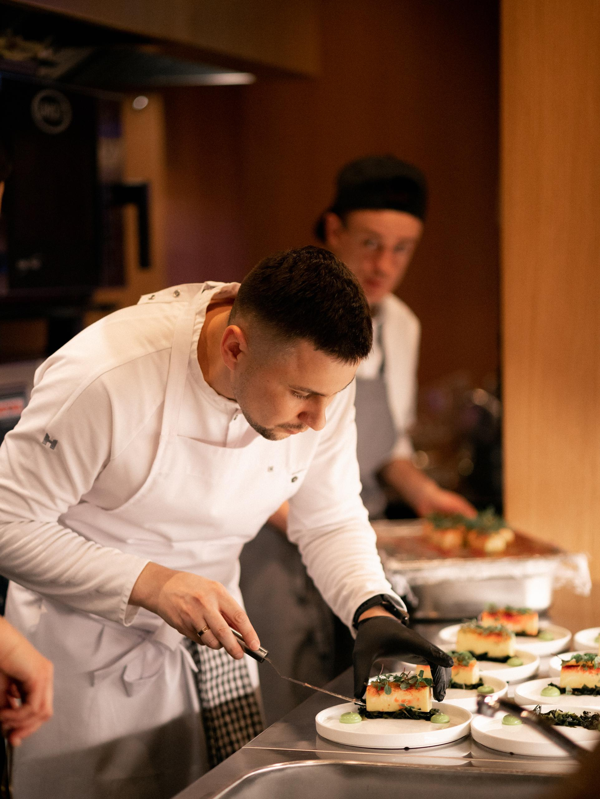 ИММЕРСИВНЫЙ ГАСТРО-УЖИН. СВОИ. ФОТООТЧЕТЫ-СОБЫТИЯ-МЕСТА