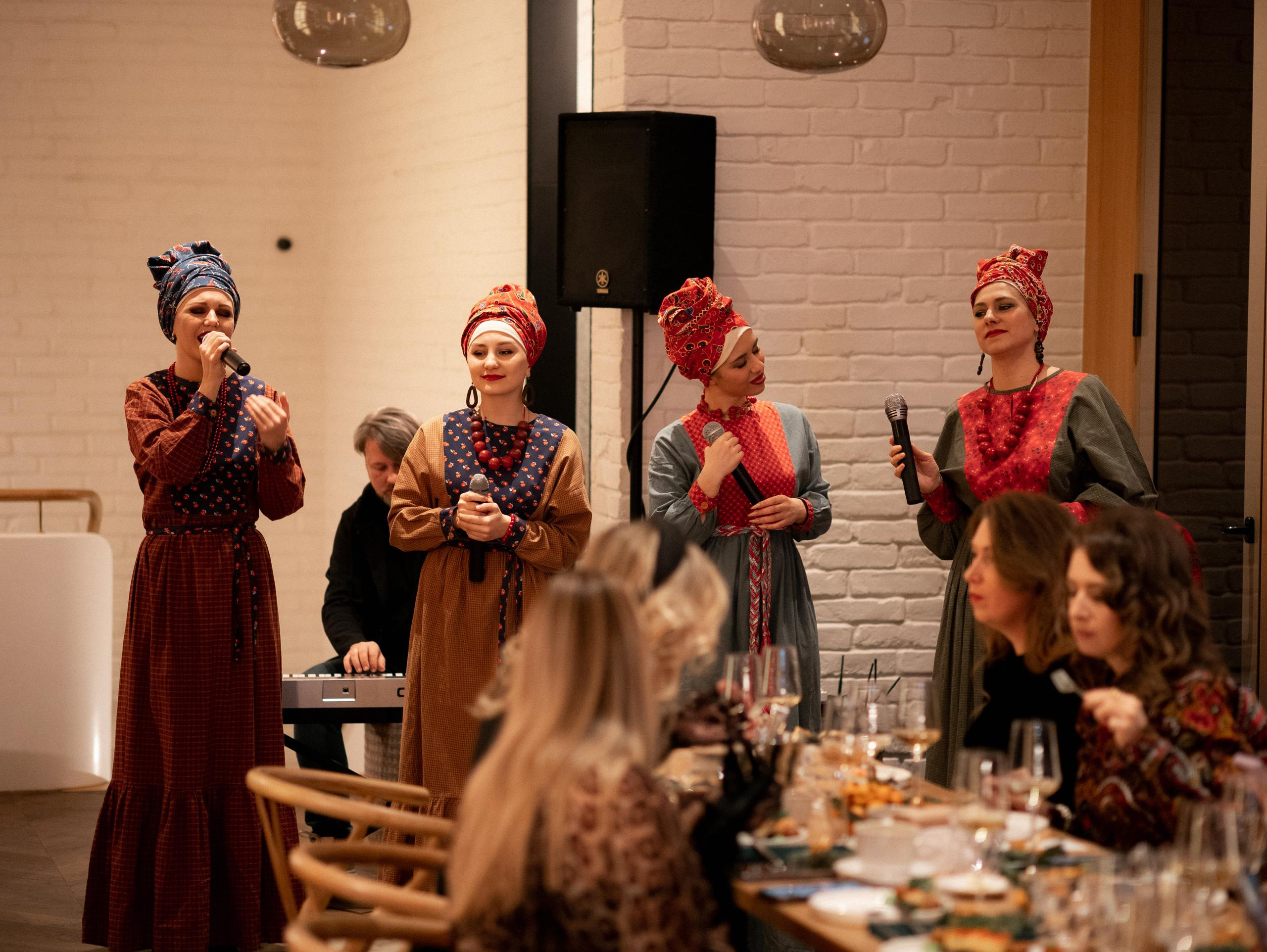 ИММЕРСИВНЫЙ ГАСТРО-УЖИН. СВОИ. ФОТООТЧЕТЫ-СОБЫТИЯ-МЕСТА