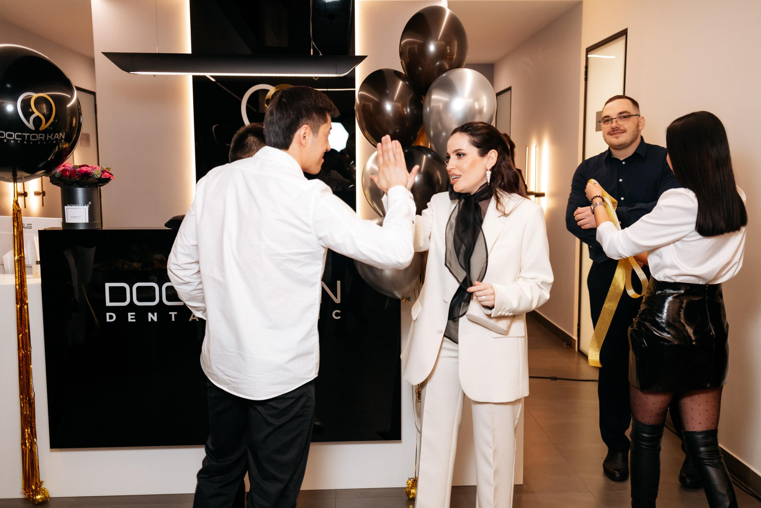 Официальное открытие стоматологической клиники Doctor Kan. СВОИ. ФОТООТЧЕТЫ-СОБЫТИЯ-МЕСТА