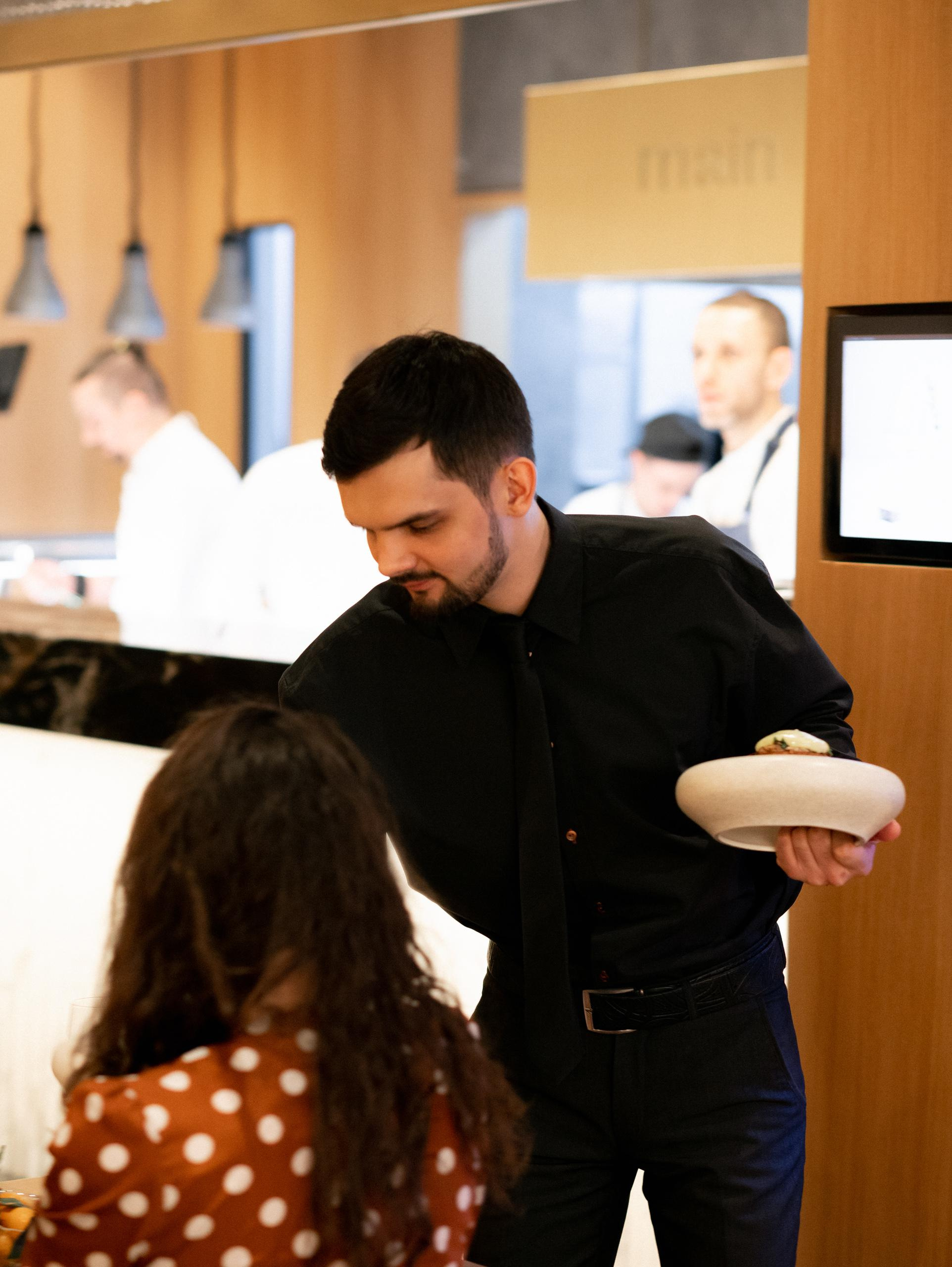 ИММЕРСИВНЫЙ ГАСТРО-УЖИН. СВОИ. ФОТООТЧЕТЫ-СОБЫТИЯ-МЕСТА