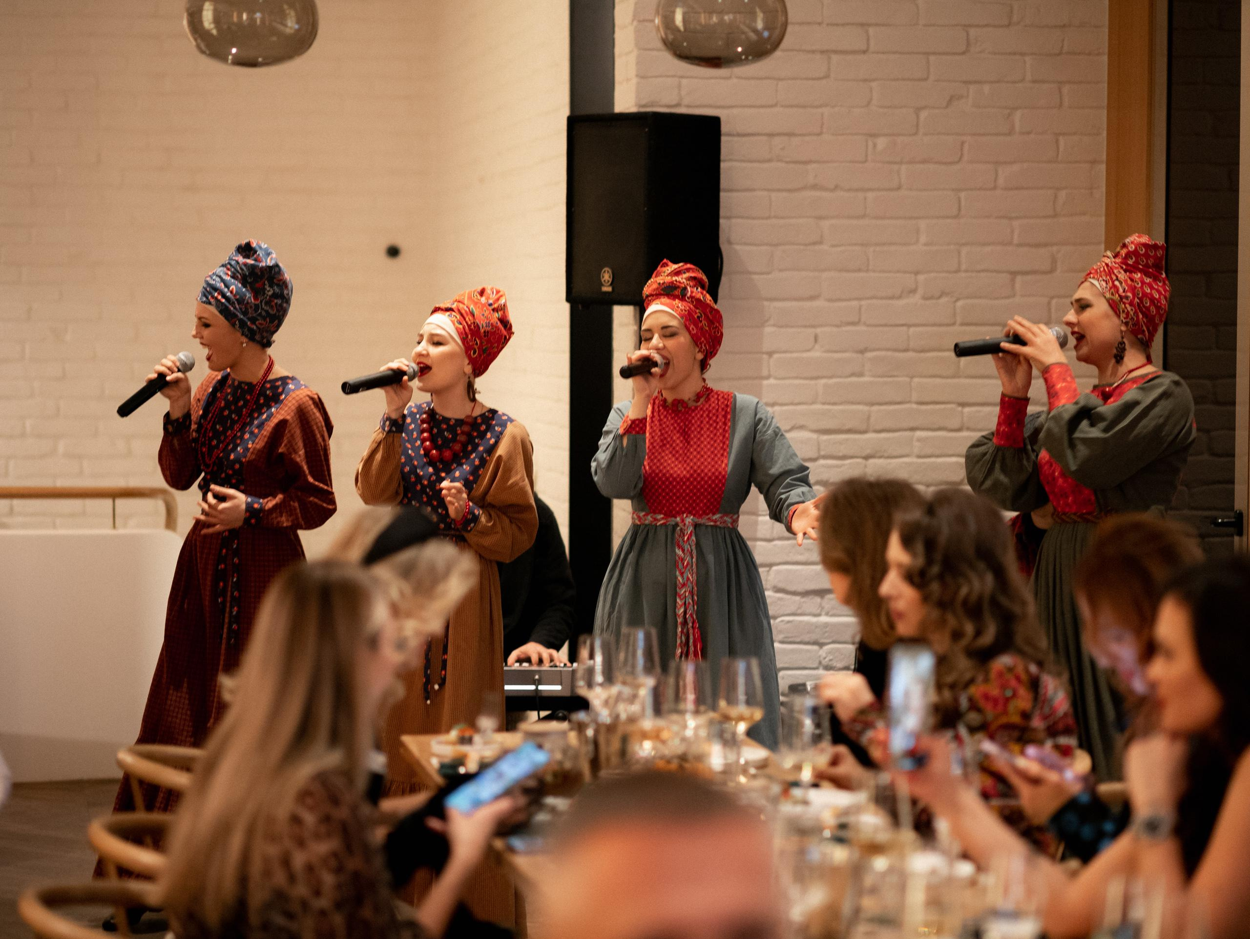 ИММЕРСИВНЫЙ ГАСТРО-УЖИН. СВОИ. ФОТООТЧЕТЫ-СОБЫТИЯ-МЕСТА