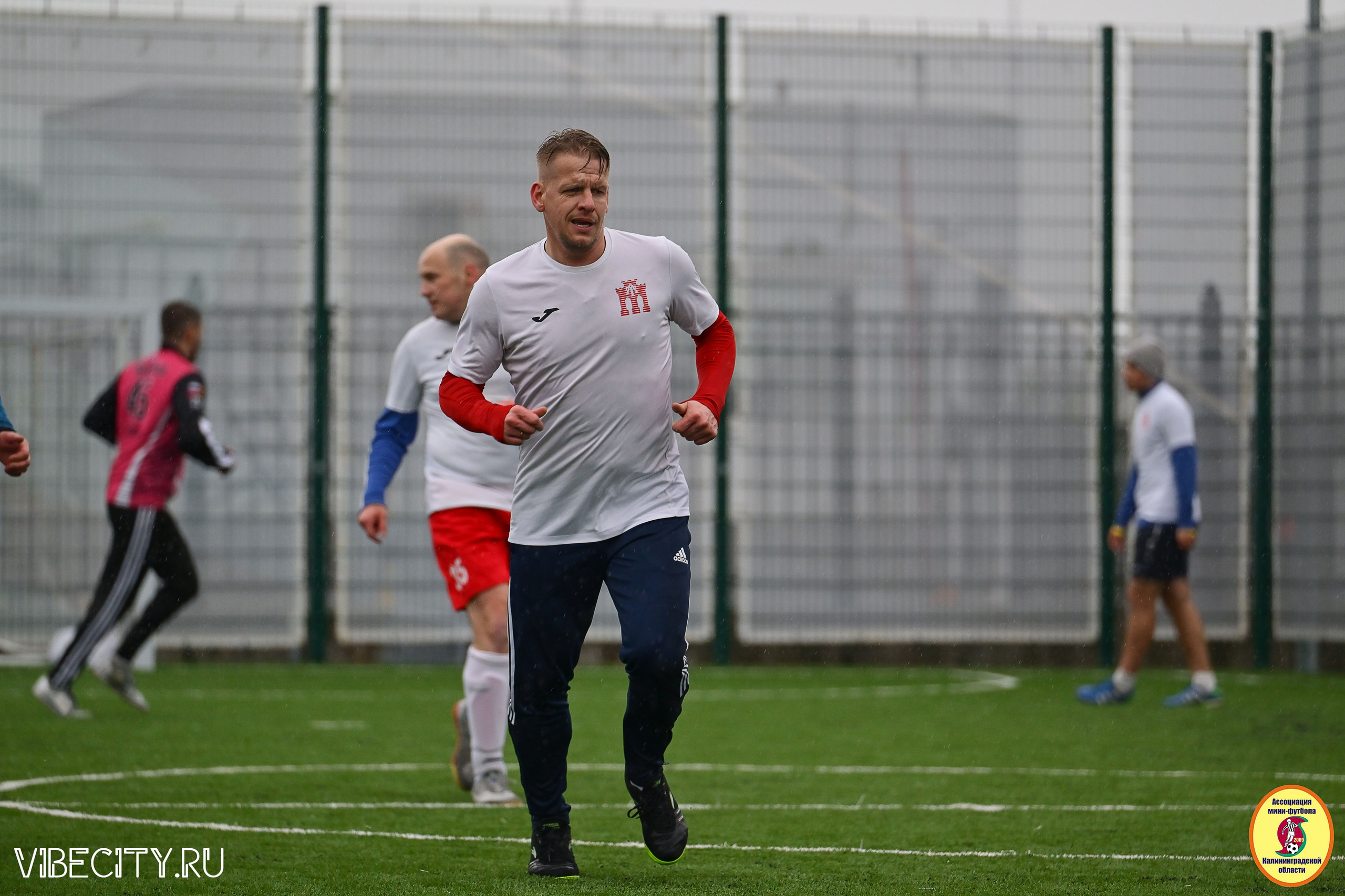 ИГРЫ МИНИ-ФУТБОЛЬНОЙ ЛИГИ. VIBECITY.RU Вайб Сити Ру Фоторепортажи Фотоотчеты Калининград