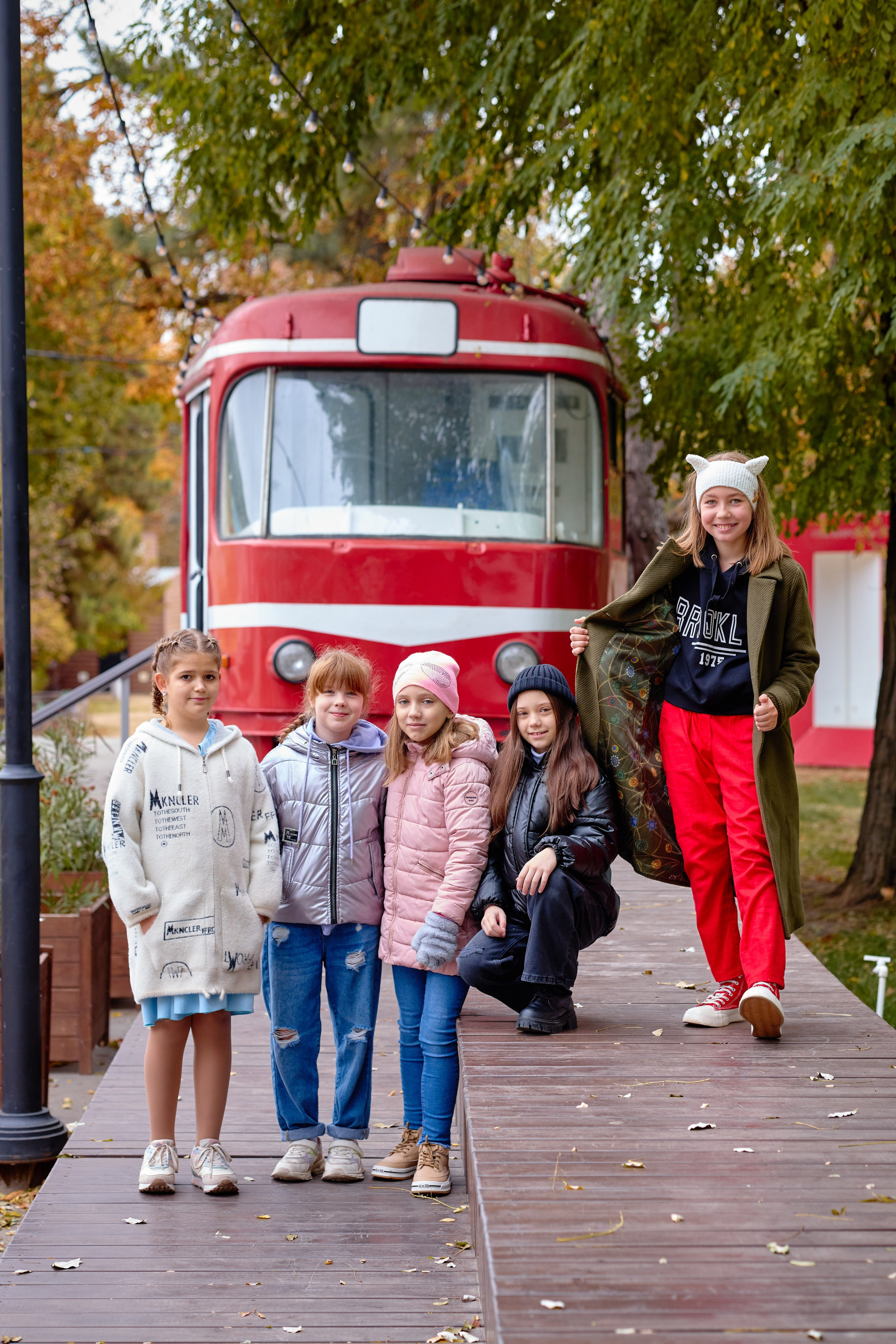 Сьемка для Выпускного Альбома В Парке. Фотограф Выпускные альбомы Таганрог Сергей Коробченко