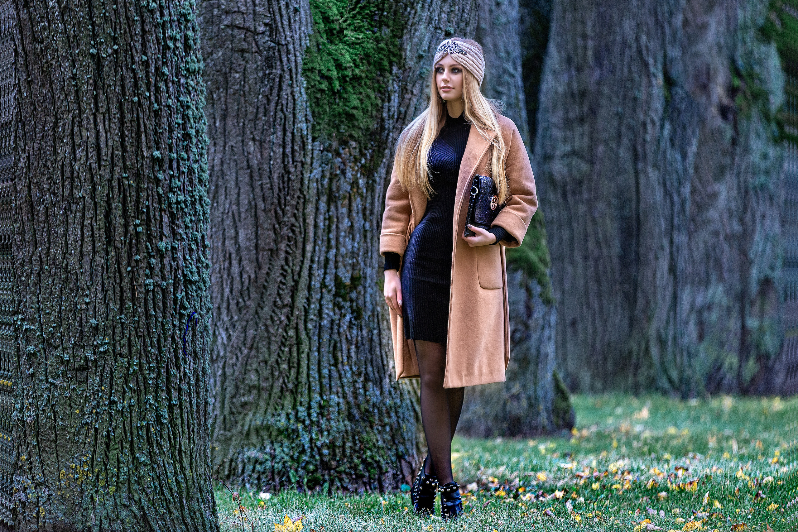 Фотосессия с девушками в осеннем парке. Свадебный фотограф в Барановичах Вячеслав Шах-Гусейнов, фотошкола