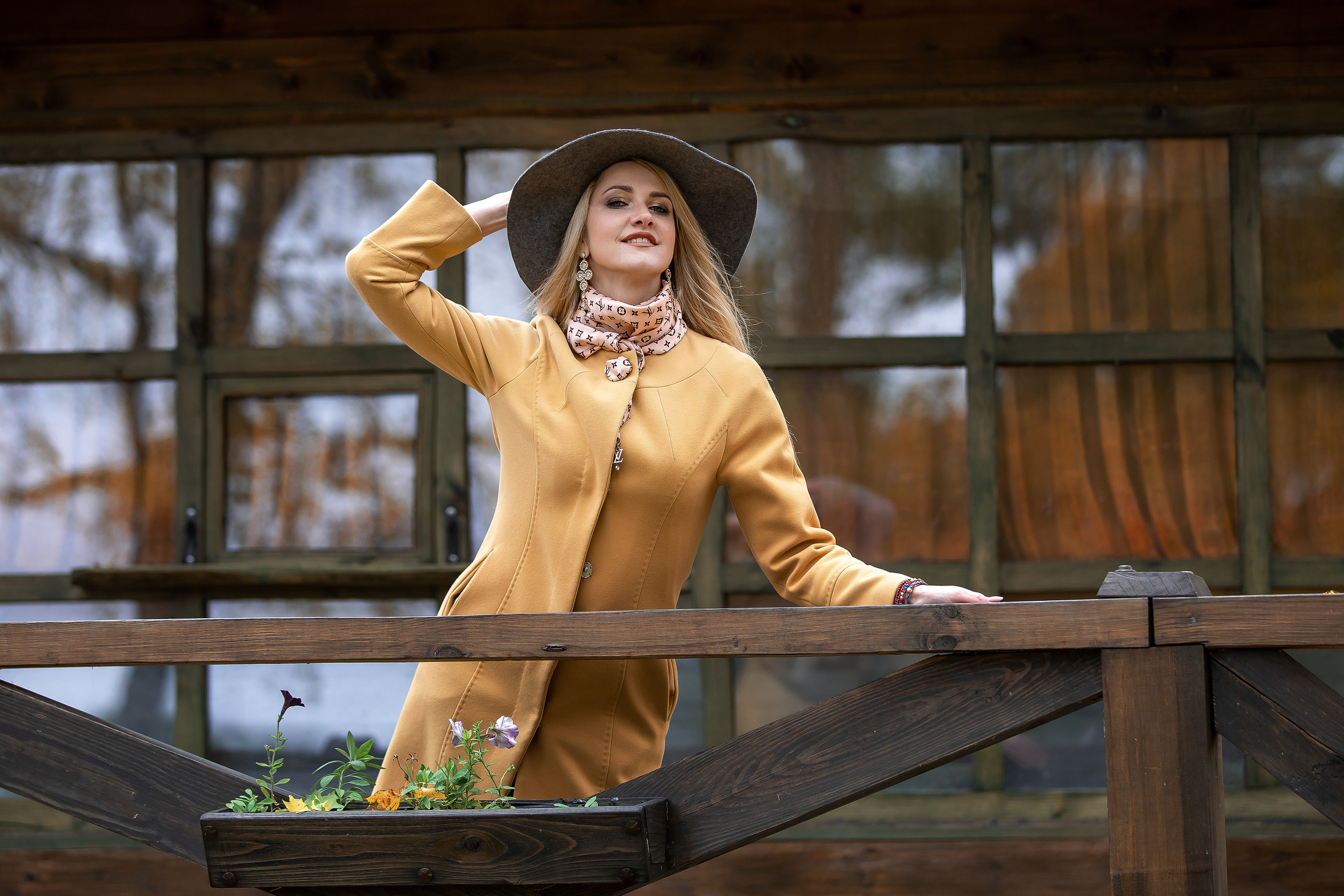 Фотосессия с девушками в осеннем парке. Свадебный фотограф в Барановичах Вячеслав Шах-Гусейнов, фотошкола