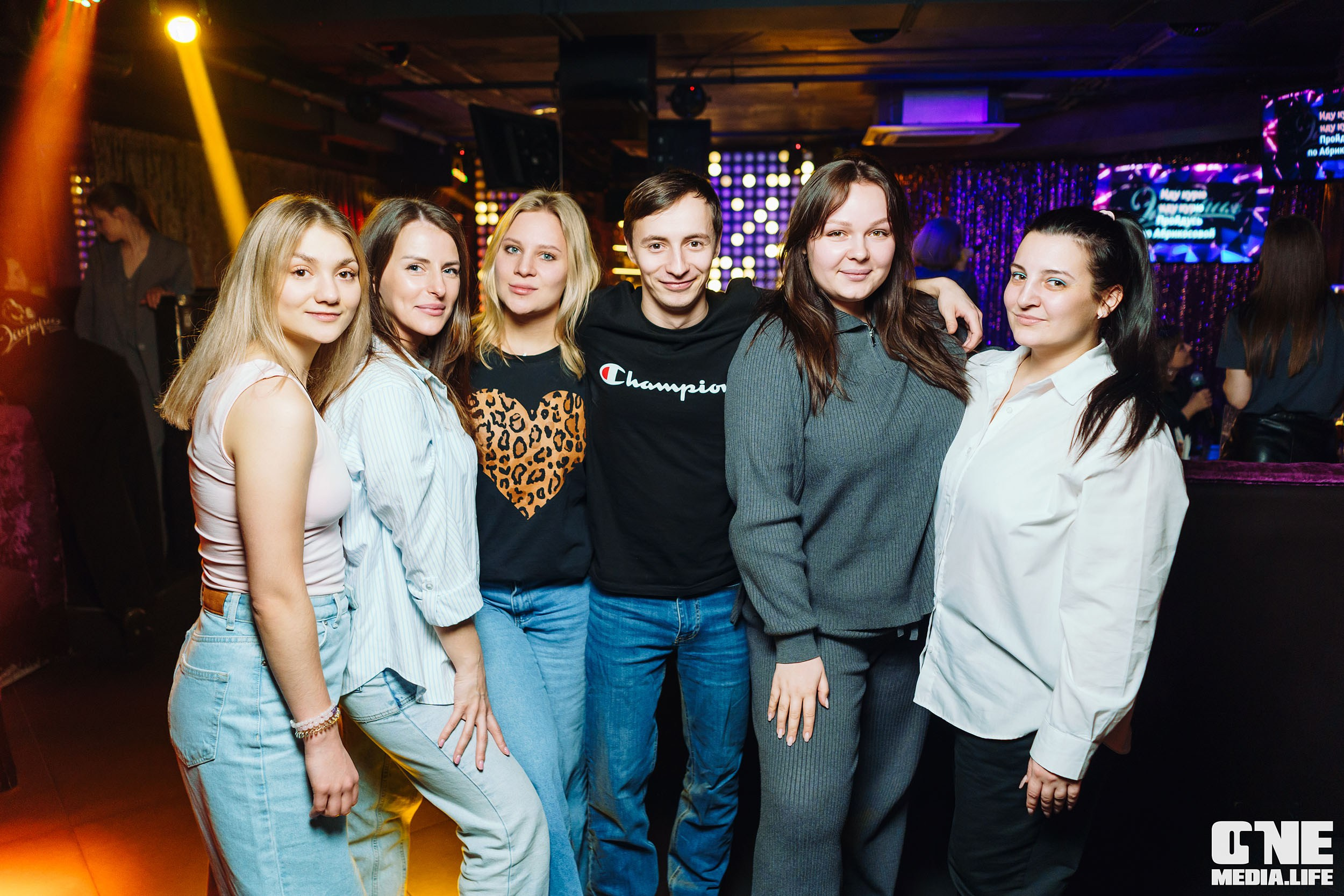Фоторепортаж из караоке-клуба Эйфория. One Media Life: фоторепортажи, фотоотчеты с мероприятий и заведений