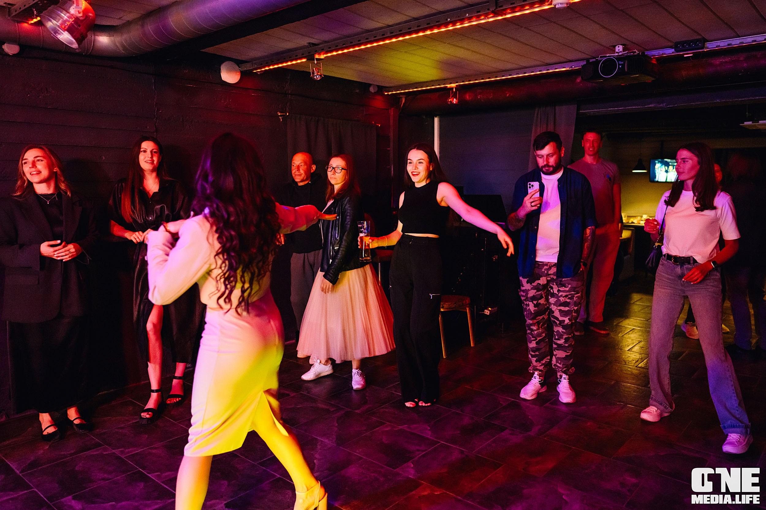 Фоторепортаж с дня рождения бара Дредноут. One Media Life: фоторепортажи, фотоотчеты с мероприятий и заведений