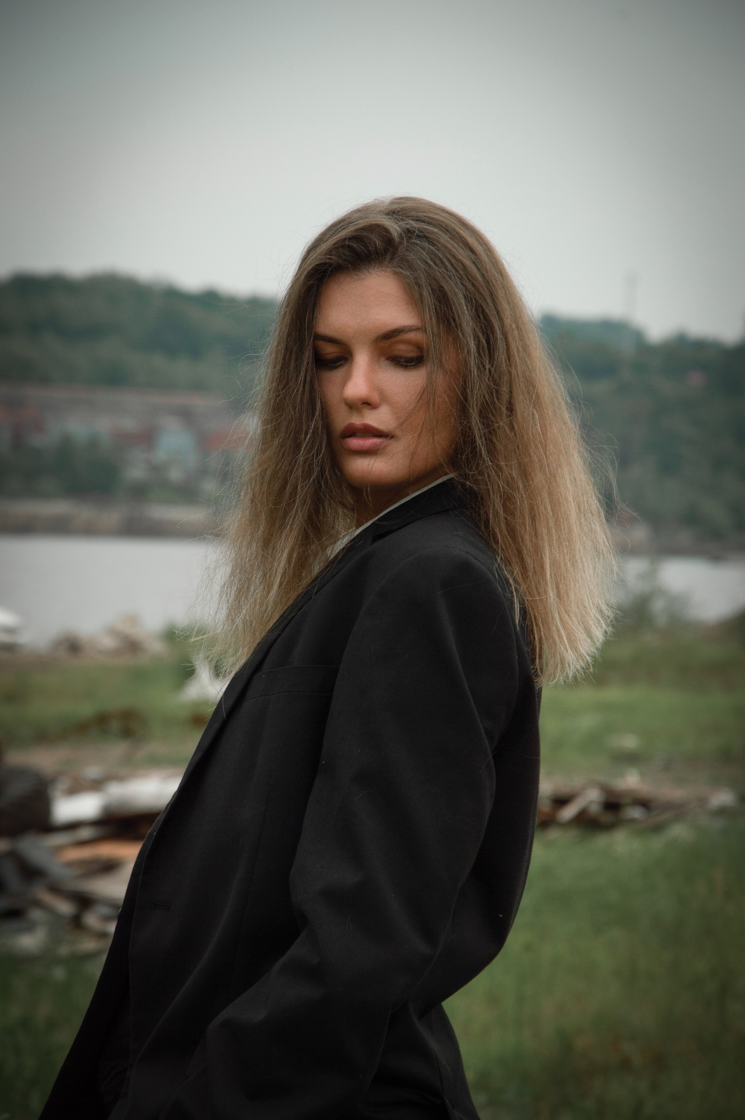 Алена.Берег. Фотограф Анастасия Го в Хабаровске