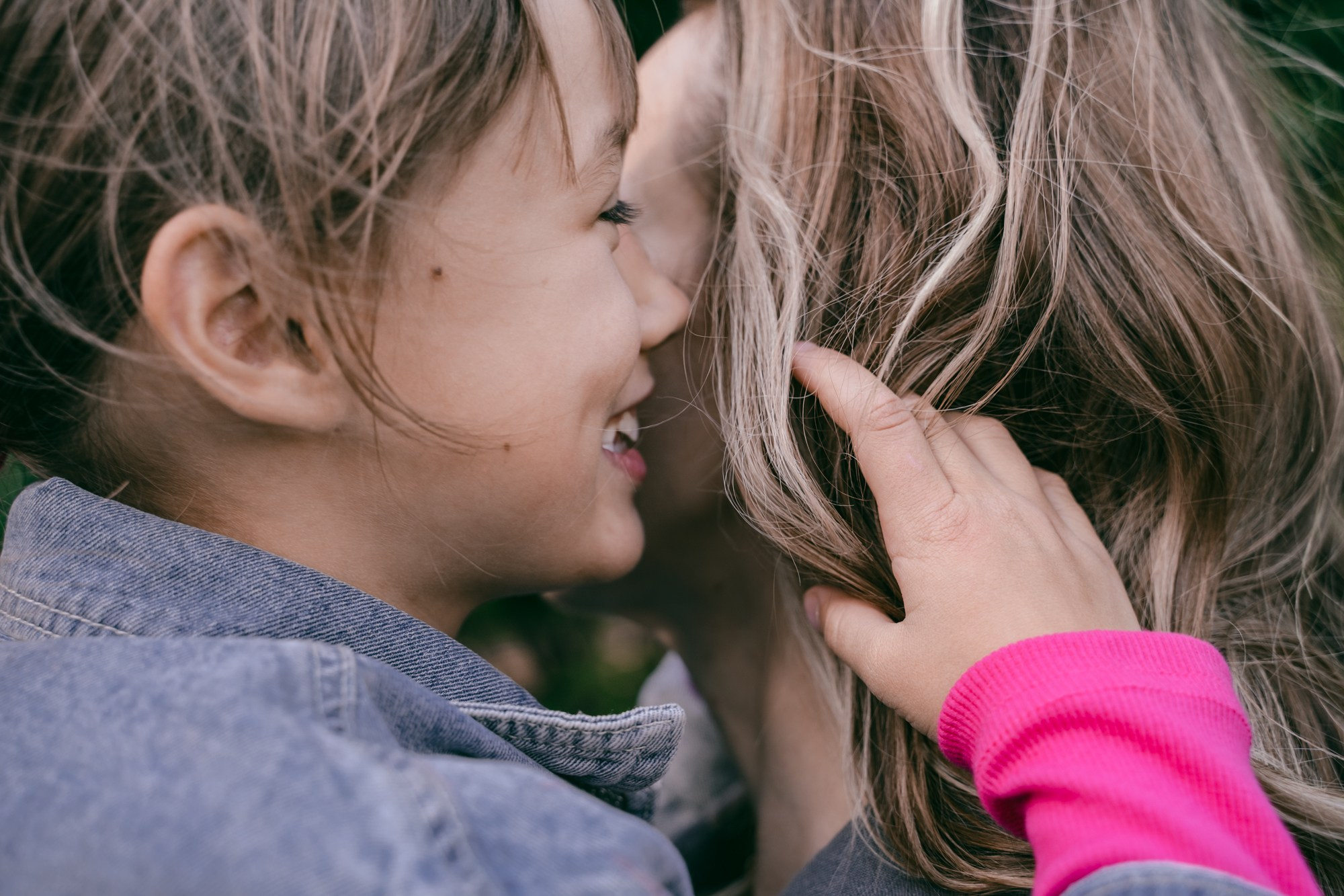 Мама и дочка-первоклассница, Виктория и Катя. Марина Маслак портретный, репортажный и семейный фотограф в Москве