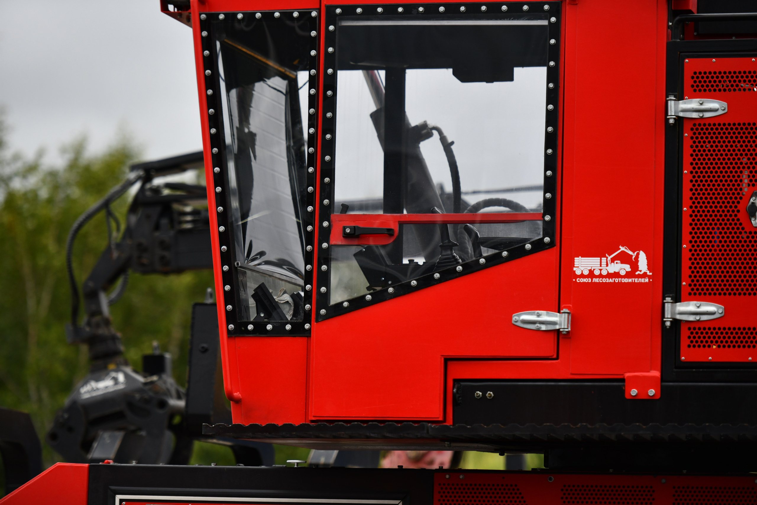 Репортаж с экскурсии на Завод ТРОМ. Репортажный и семейный фотограф — Шелихов Сергей