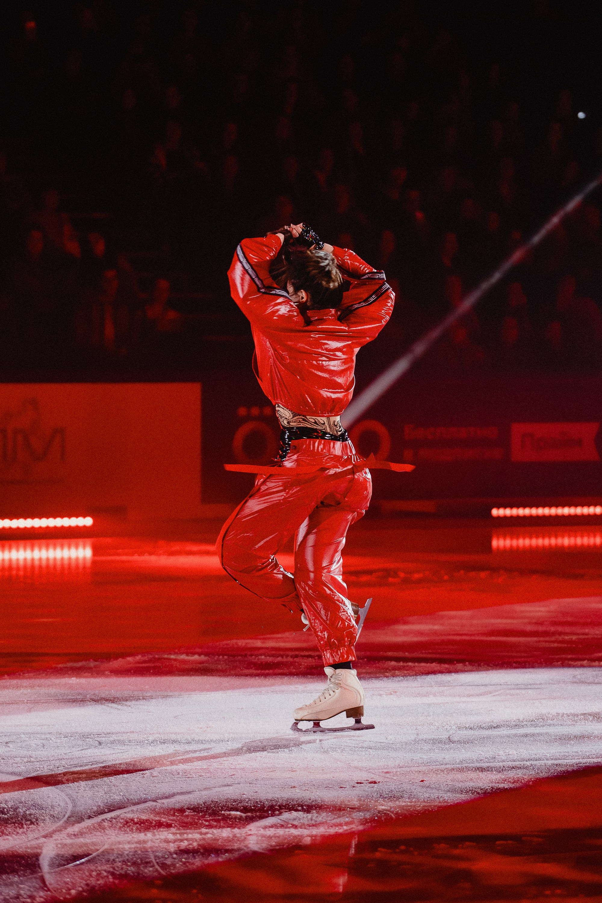 Шоу Этери Тутберидзе в Новосибирске. Воробьева Ксения — Спортивный и танцевальный фотограф Новосибирск