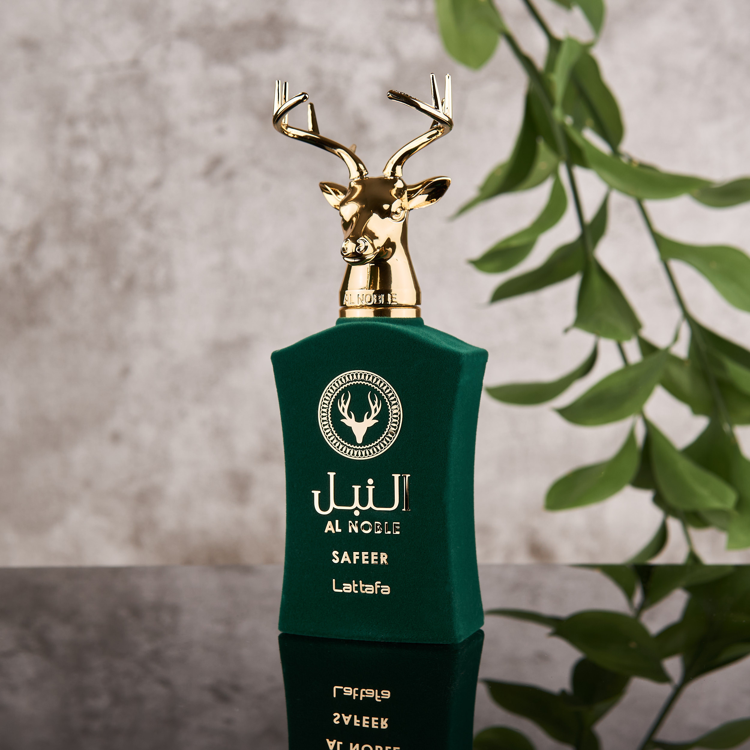 Фотосъёмка парфюма для OZON, Wildberries