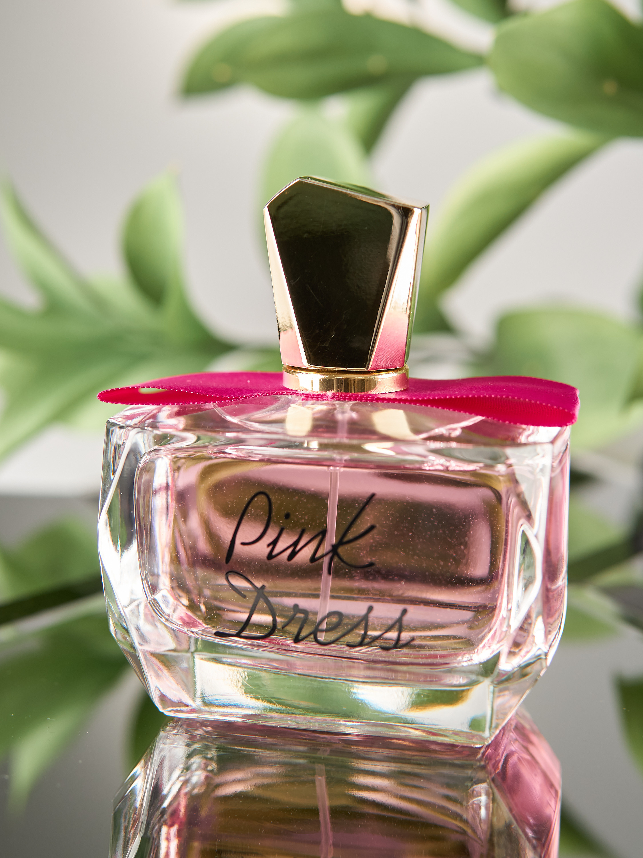 Фотосъёмка парфюма для OZON, Wildberries