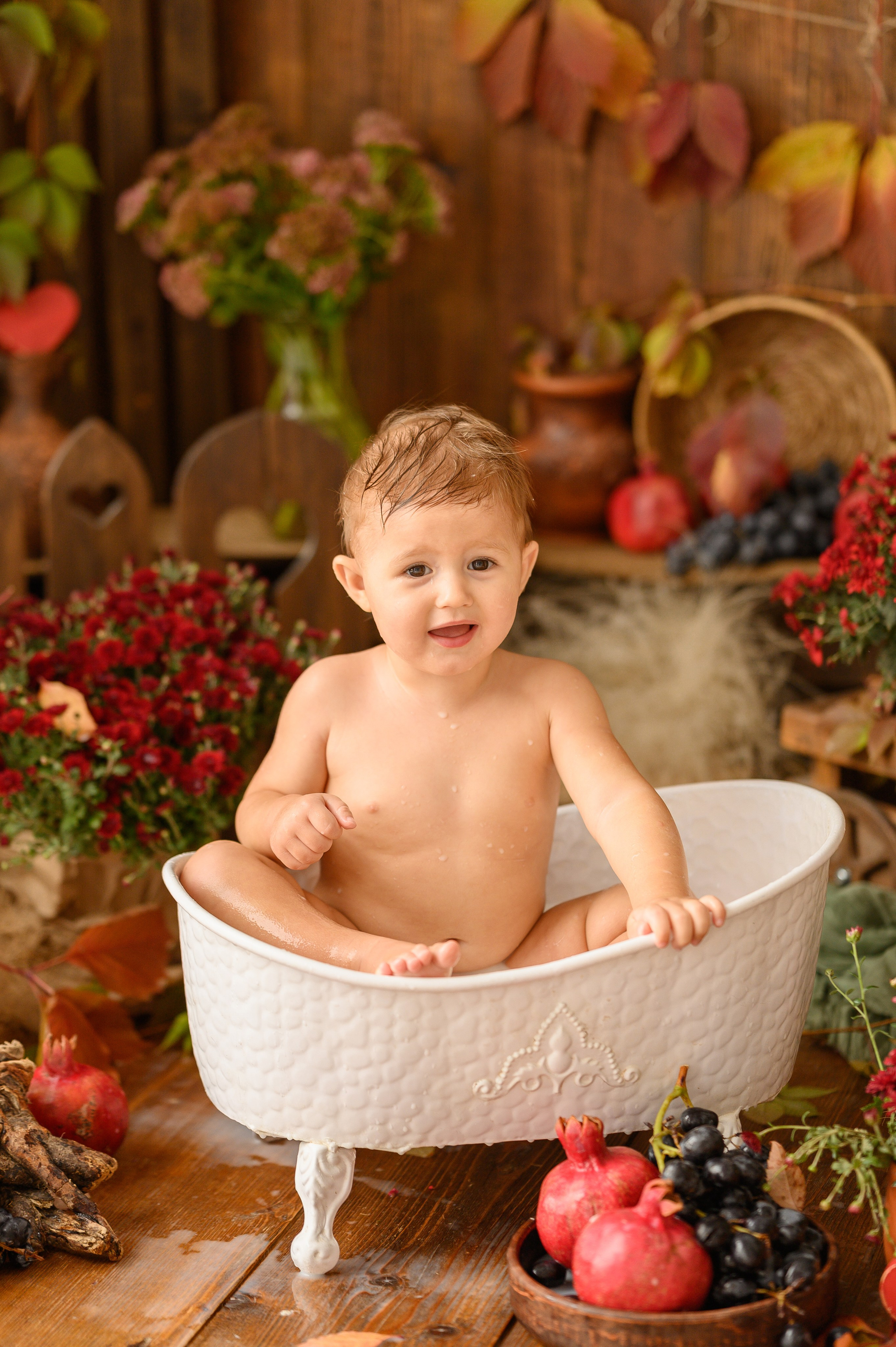 Коля и гранаты-виноград. Детский и семейный фотограф Ирина Гладких