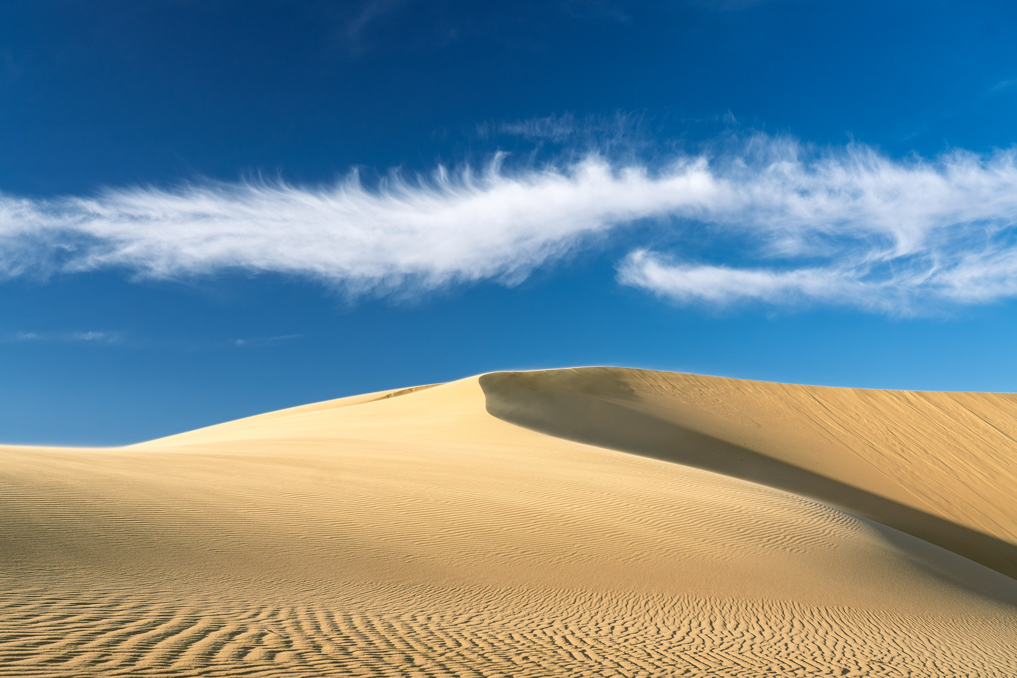 Монголия. Страна пустыни и чистейших озер. High-quality interior photos for your home, office, hotel