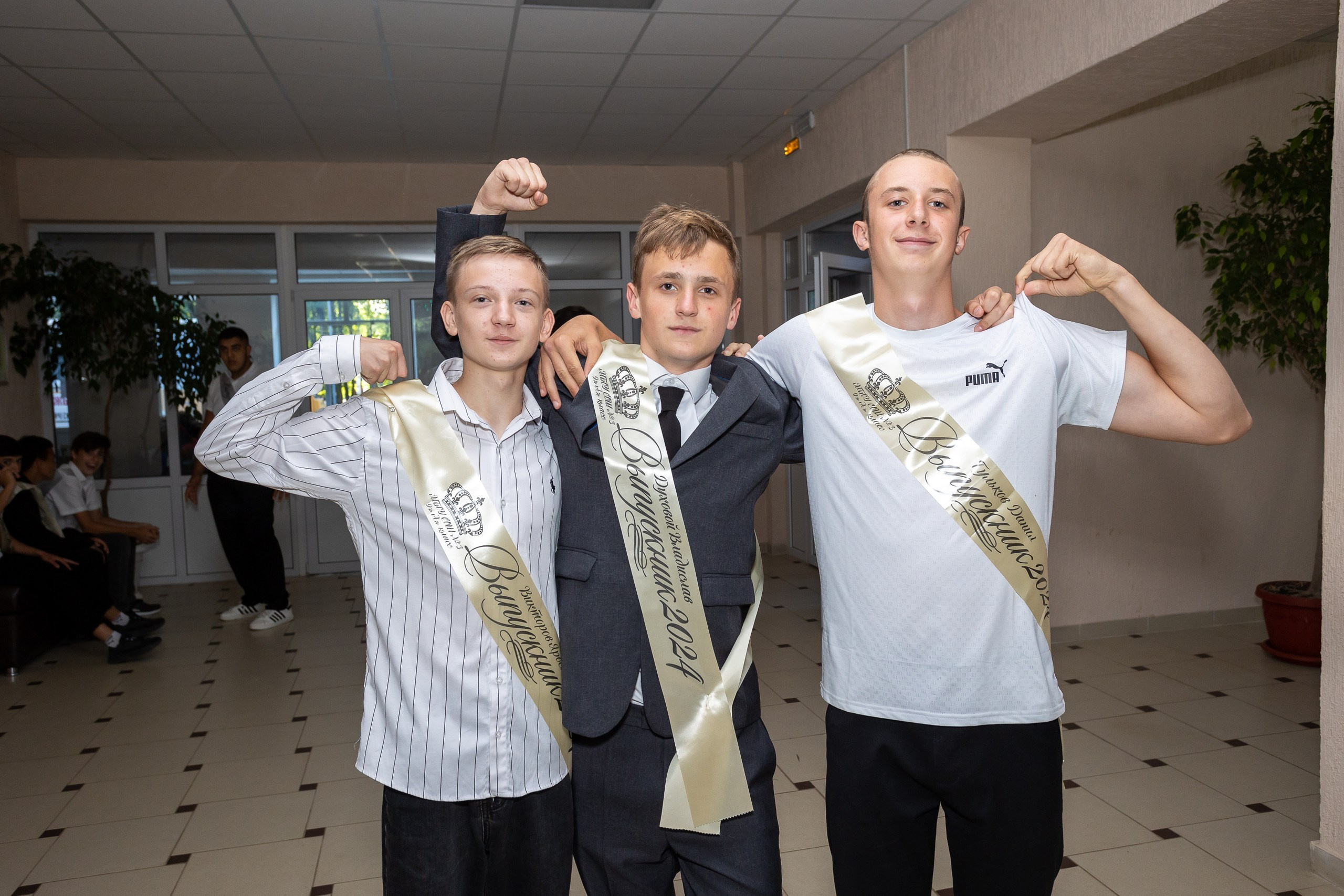 Вручение аттестата 2024 г. Выпускные альбомы Майкоп, Краснодар Елена Золотарева