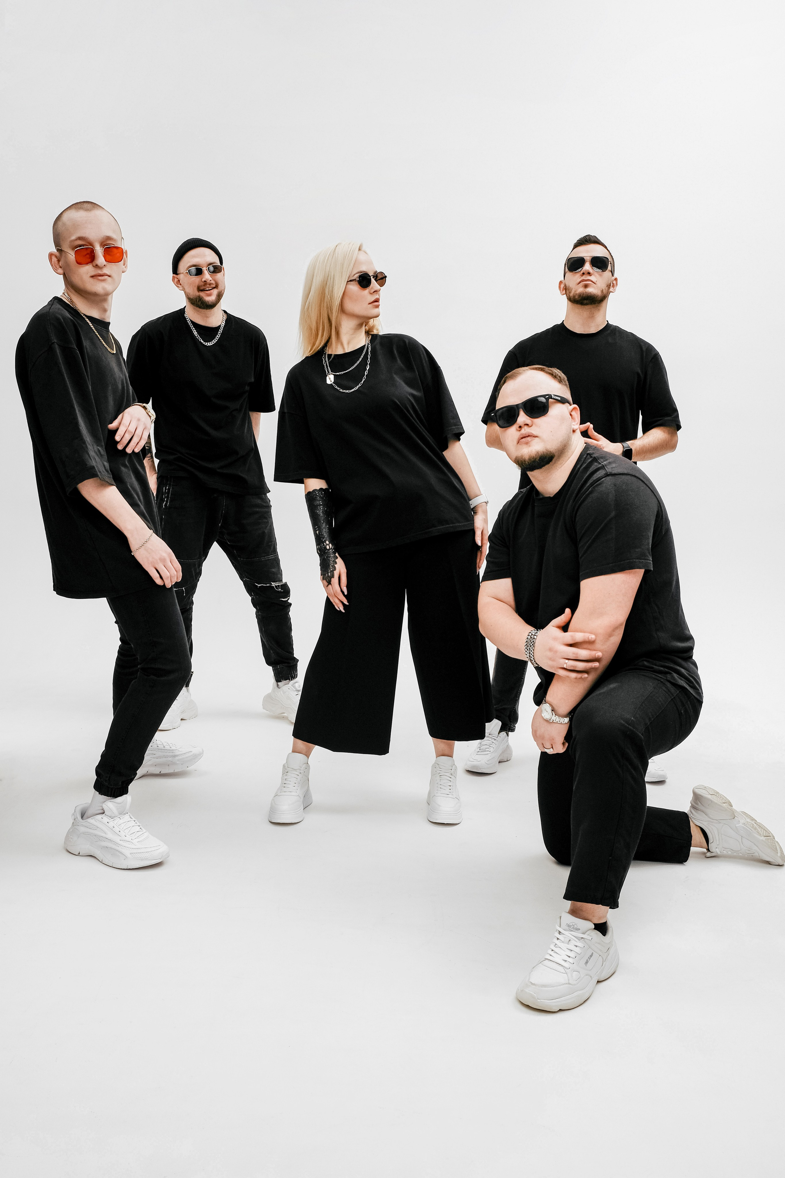 Контент для кавер-группы Dance Bro. Фотограф и видеограф Анна Жагорина