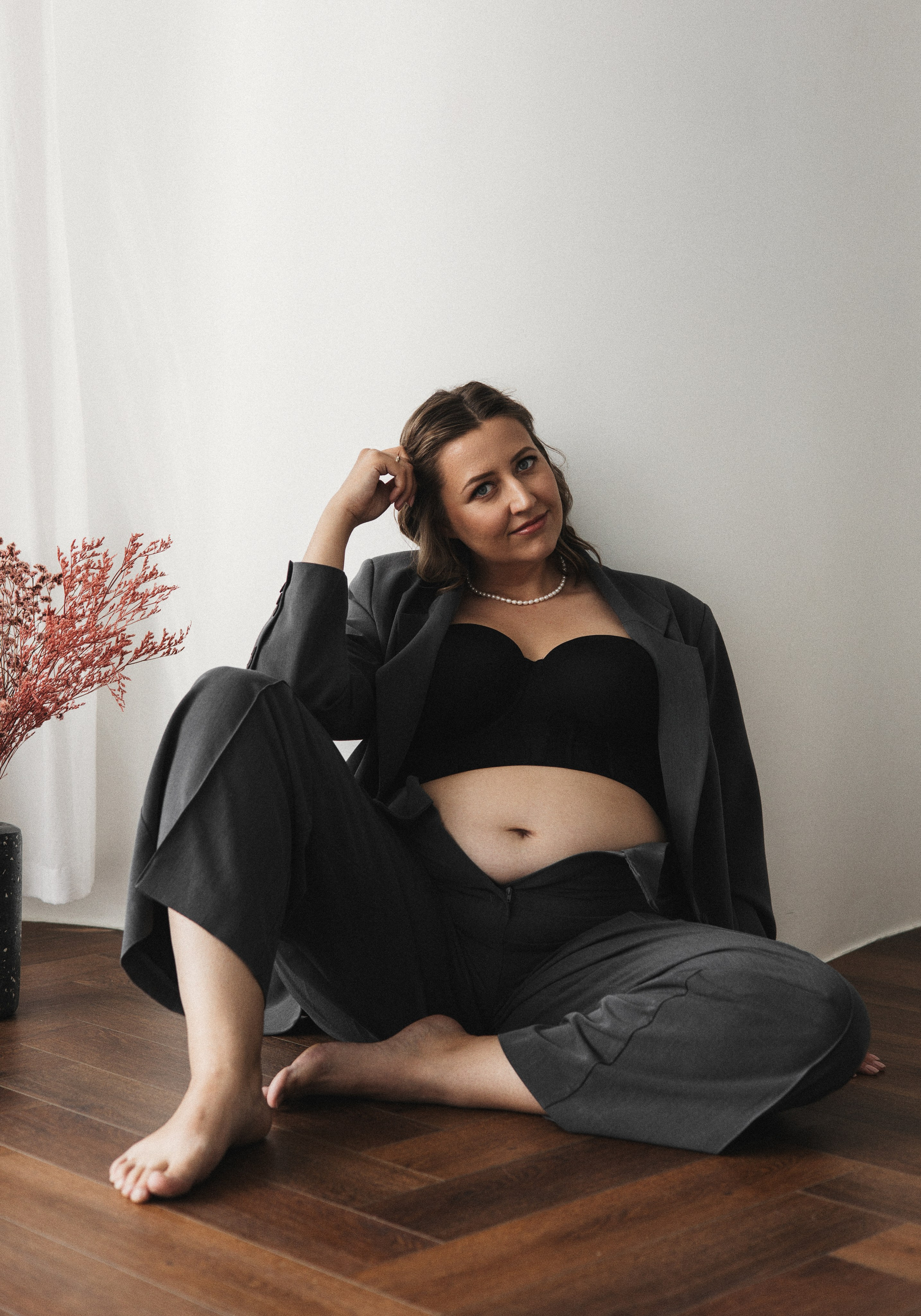 Беременная фотосессия в студии. Портретный и семейный фотограф в Москве Мария Рослякова