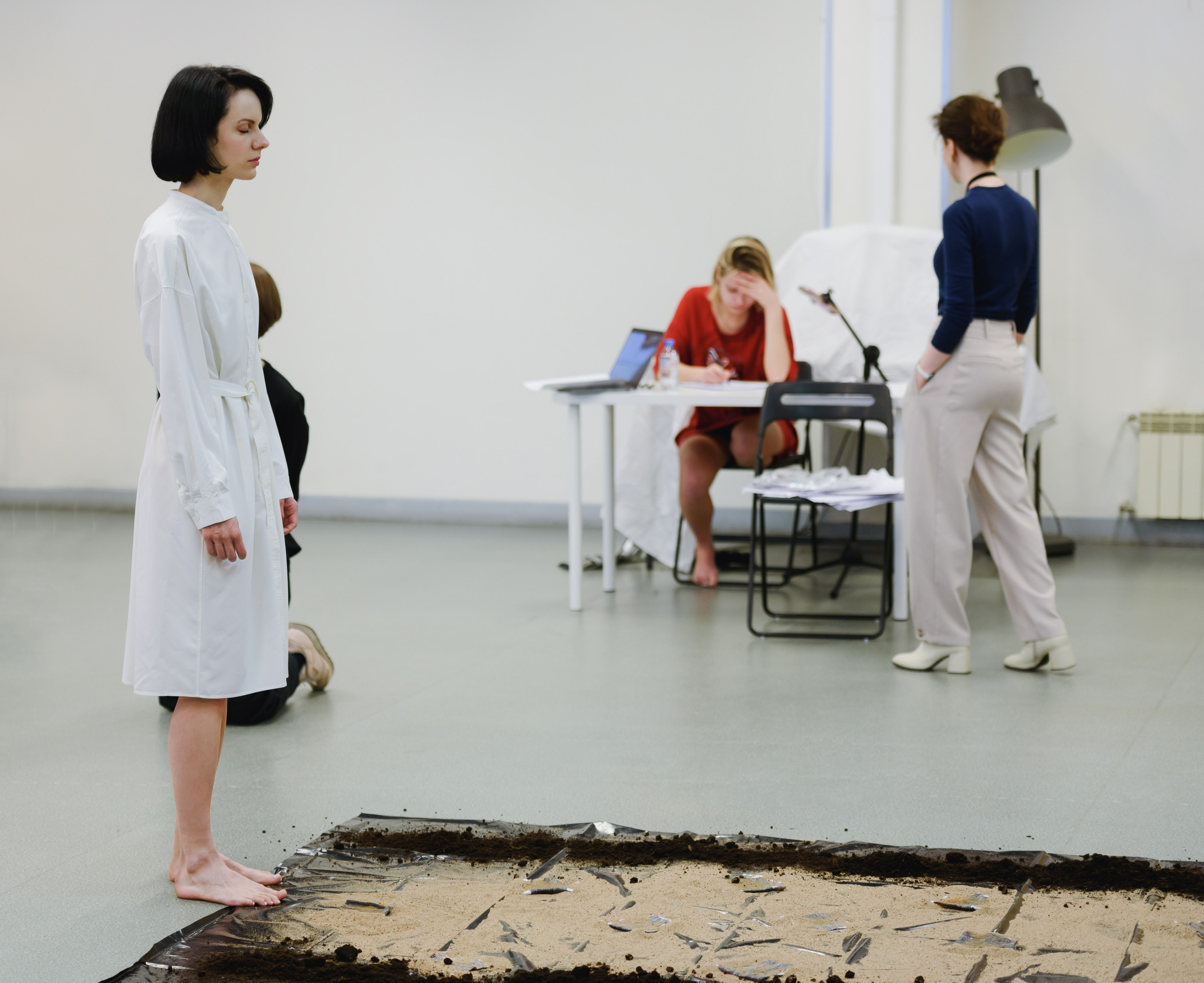 Irreversibility, performance art by Alya Segova. Alya Segova
