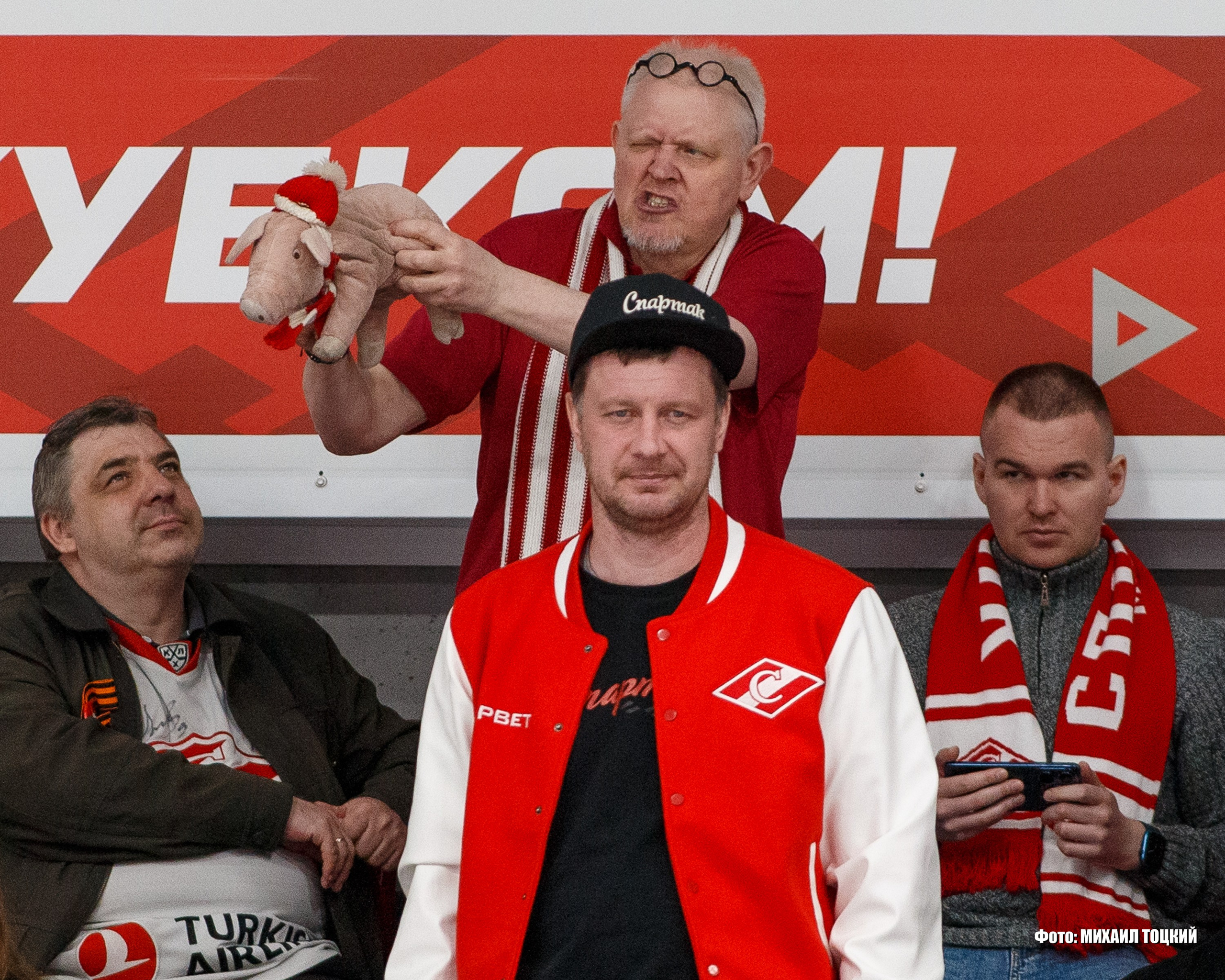 Фоторепортаж Плей-офф МХЛ. МХК Спартак (Москва) — МХК Чайка (Нижний Новгород). Михаил Тоцкий портретный и репортажный фотограф в Москве