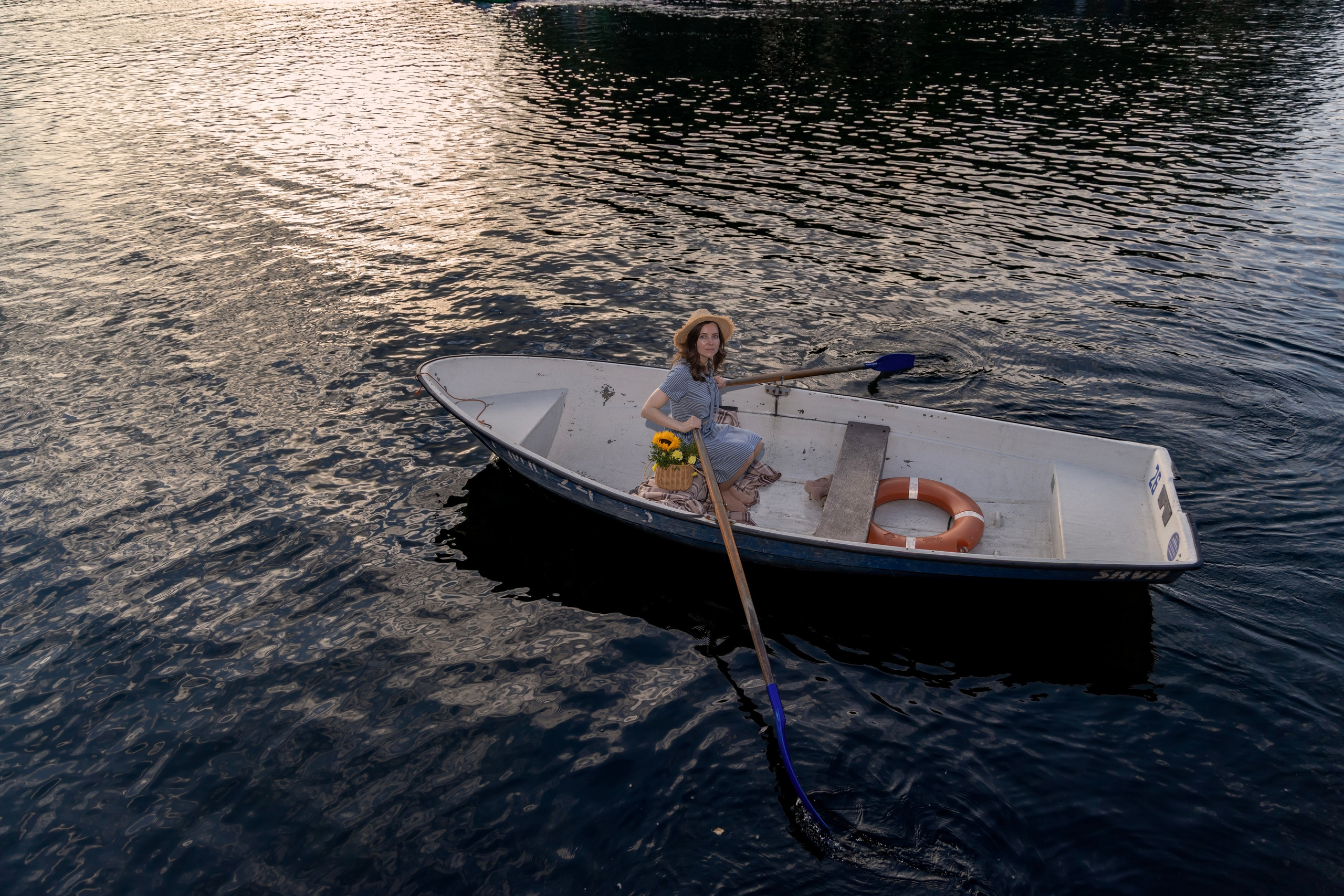 Фотосессия в Измайловском парке на лодке. Репортажный, семейный и студийный фотограф в Москве Демин Алексей