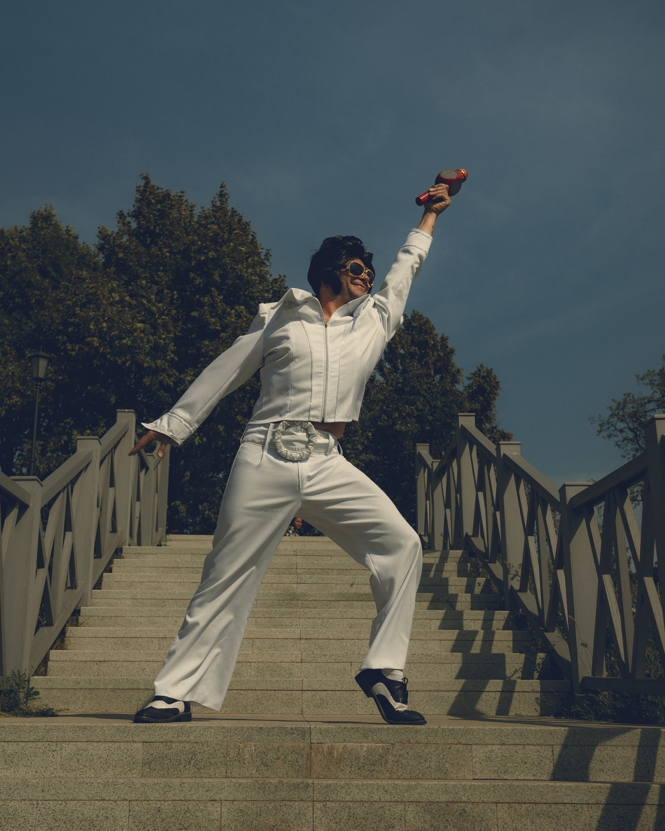 ПО ГОРОДУ ВМЕСТЕ. Антон Тимошевский, профессиональный портретный фотограф в Москве и Орле