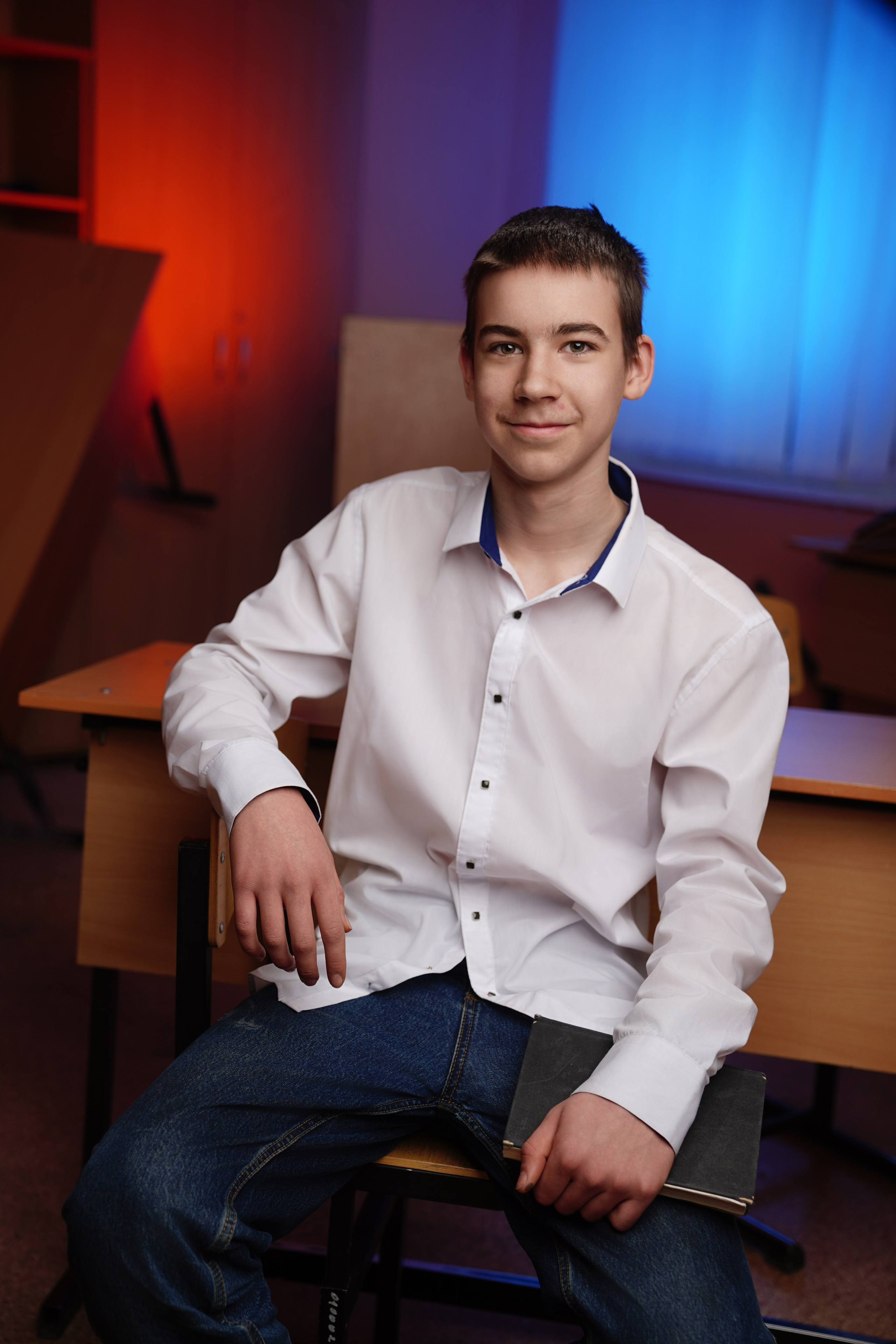 Стиль портрета в школе. GOTRA — выпускные альбомы в Тюмени