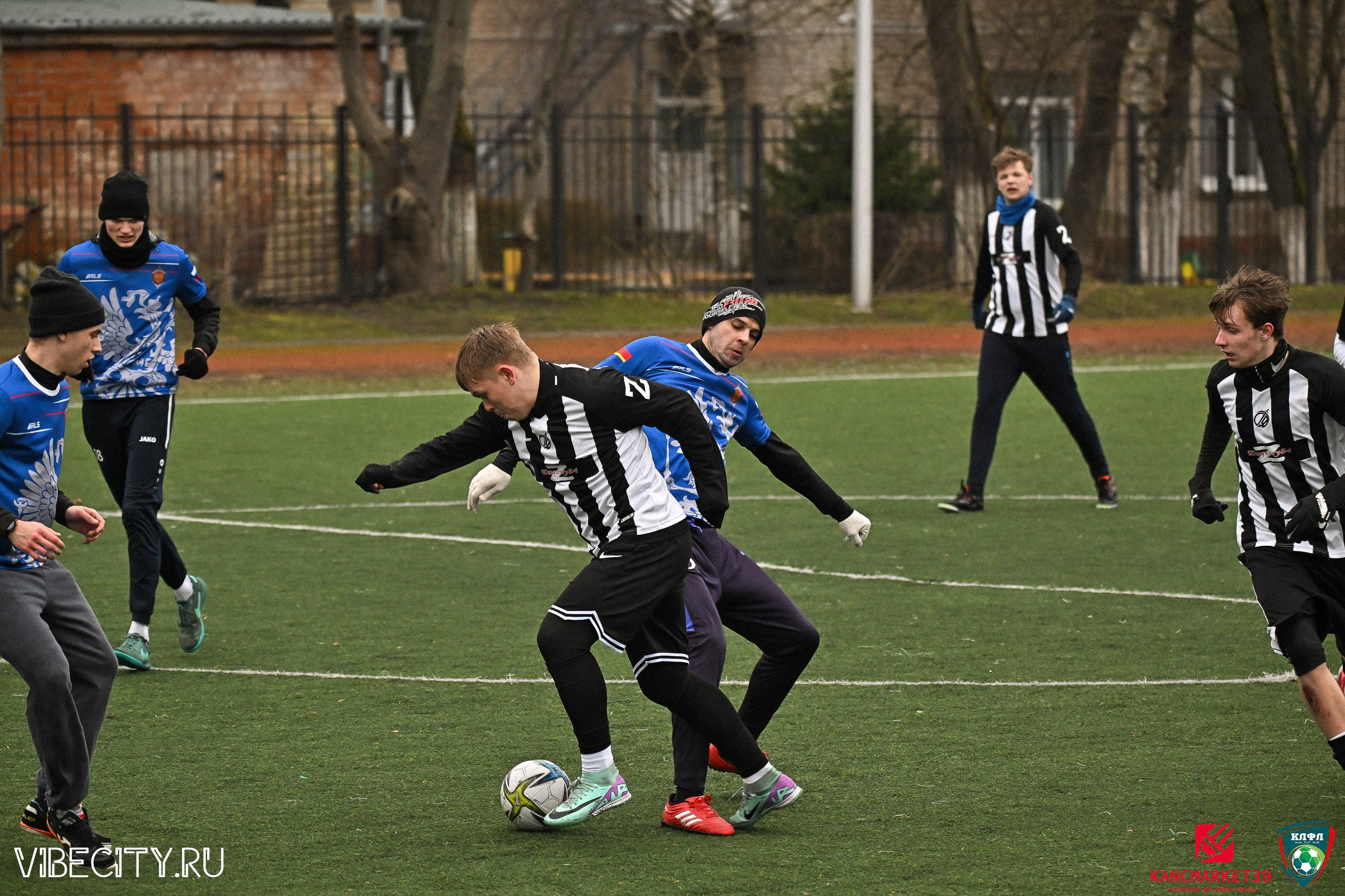 XX ЧЕМПИОНАТ КАЛИНИНГРАДСКОЙ ЛФЛ КАНЦМАРКЕТ39 сезона 2024–2025 гг. VIBECITY.RU Вайб Сити Ру Фоторепортажи Фотоотчеты Калининград