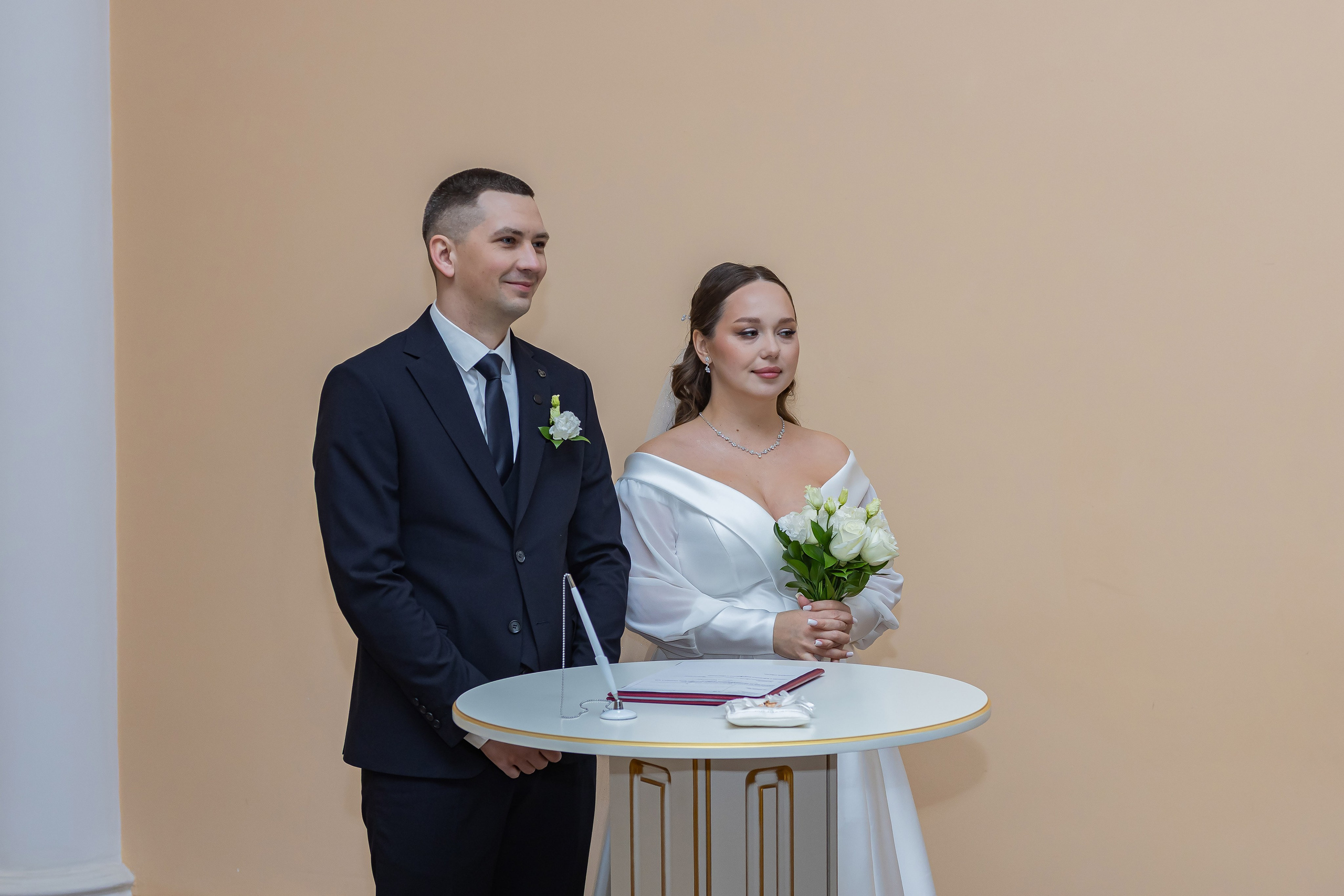 Фотосъёмка свадьбы - центральный загс Омск