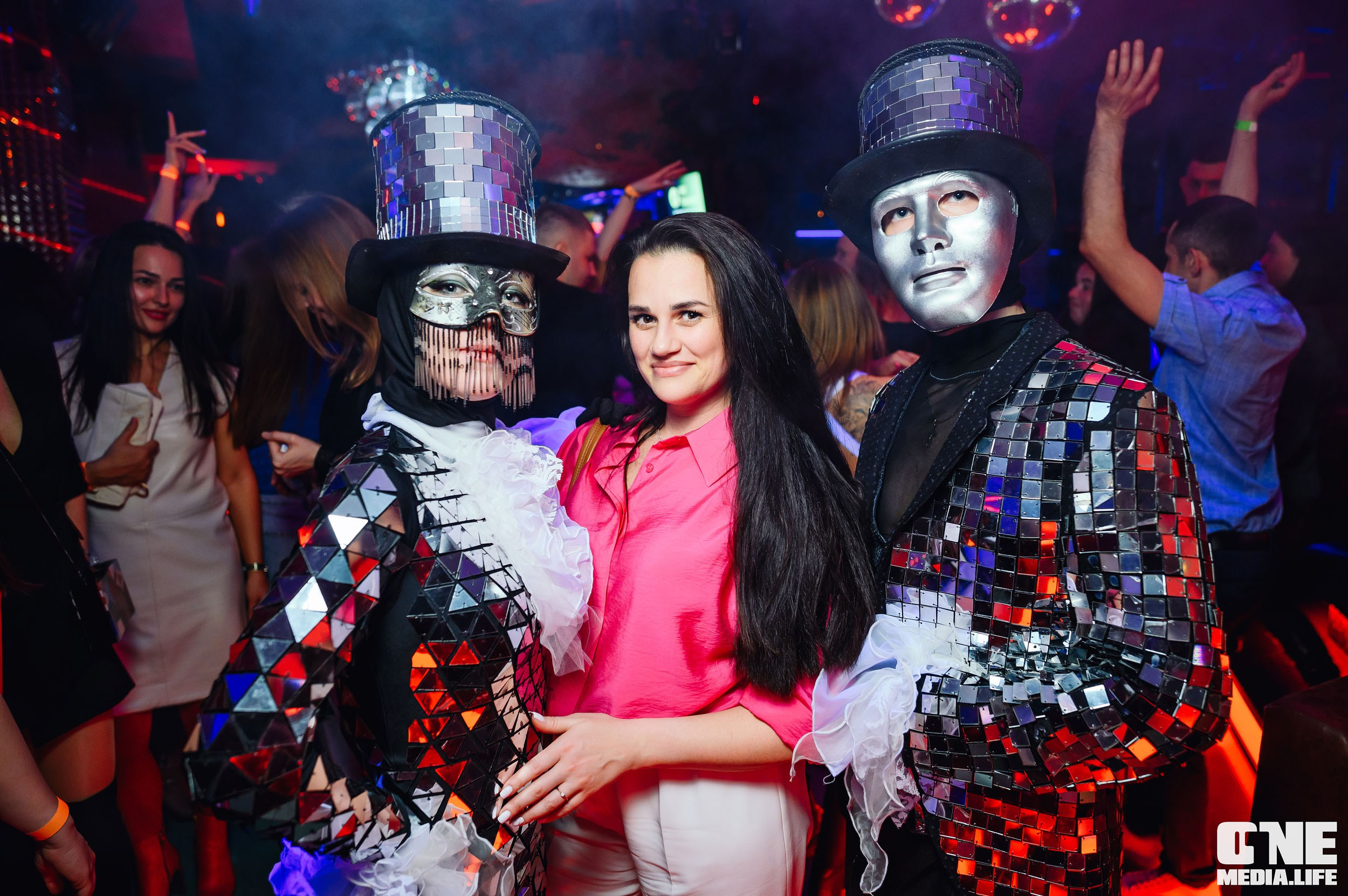 Фотоотчет с 8 марта в Планете. One Media Life: фоторепортажи, фотоотчеты с мероприятий и заведений