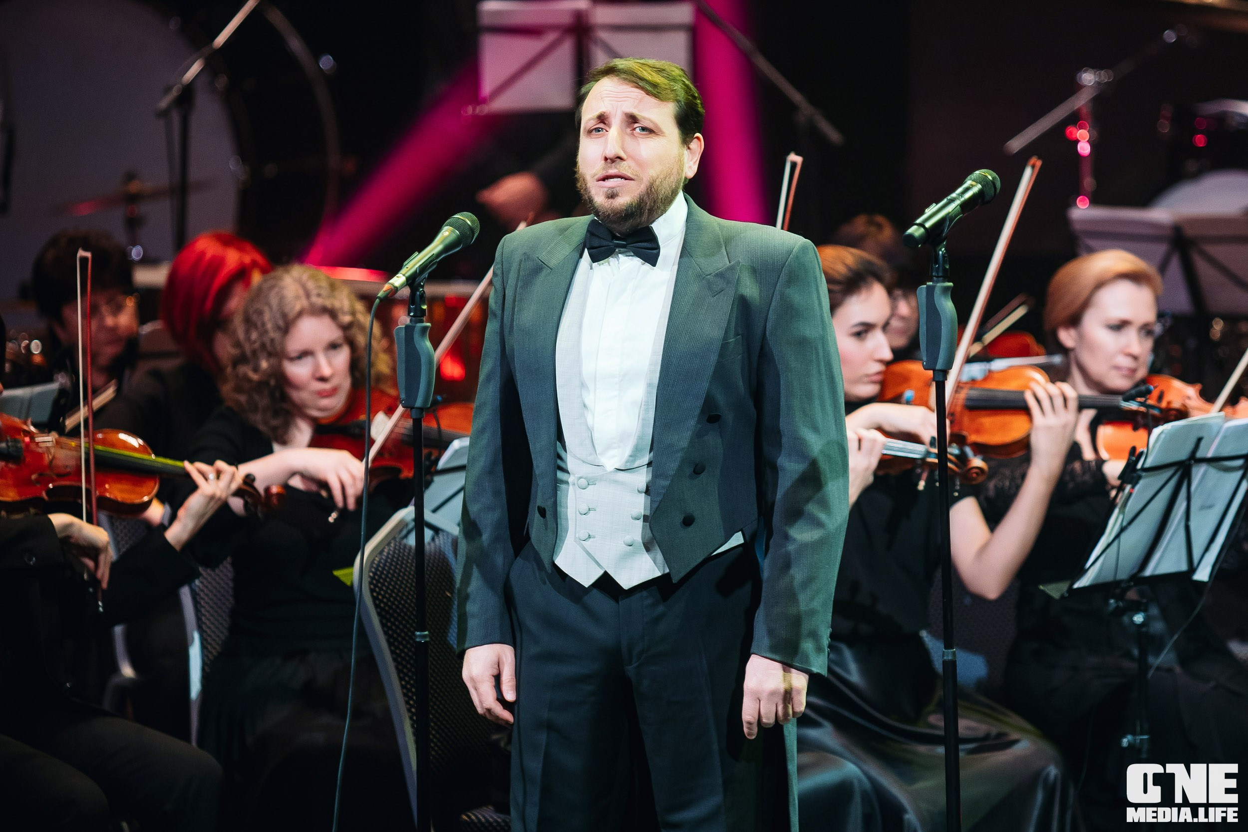 Концерт 8 марта в Янтарь холл. One Media Life: фоторепортажи, фотоотчеты с мероприятий и заведений